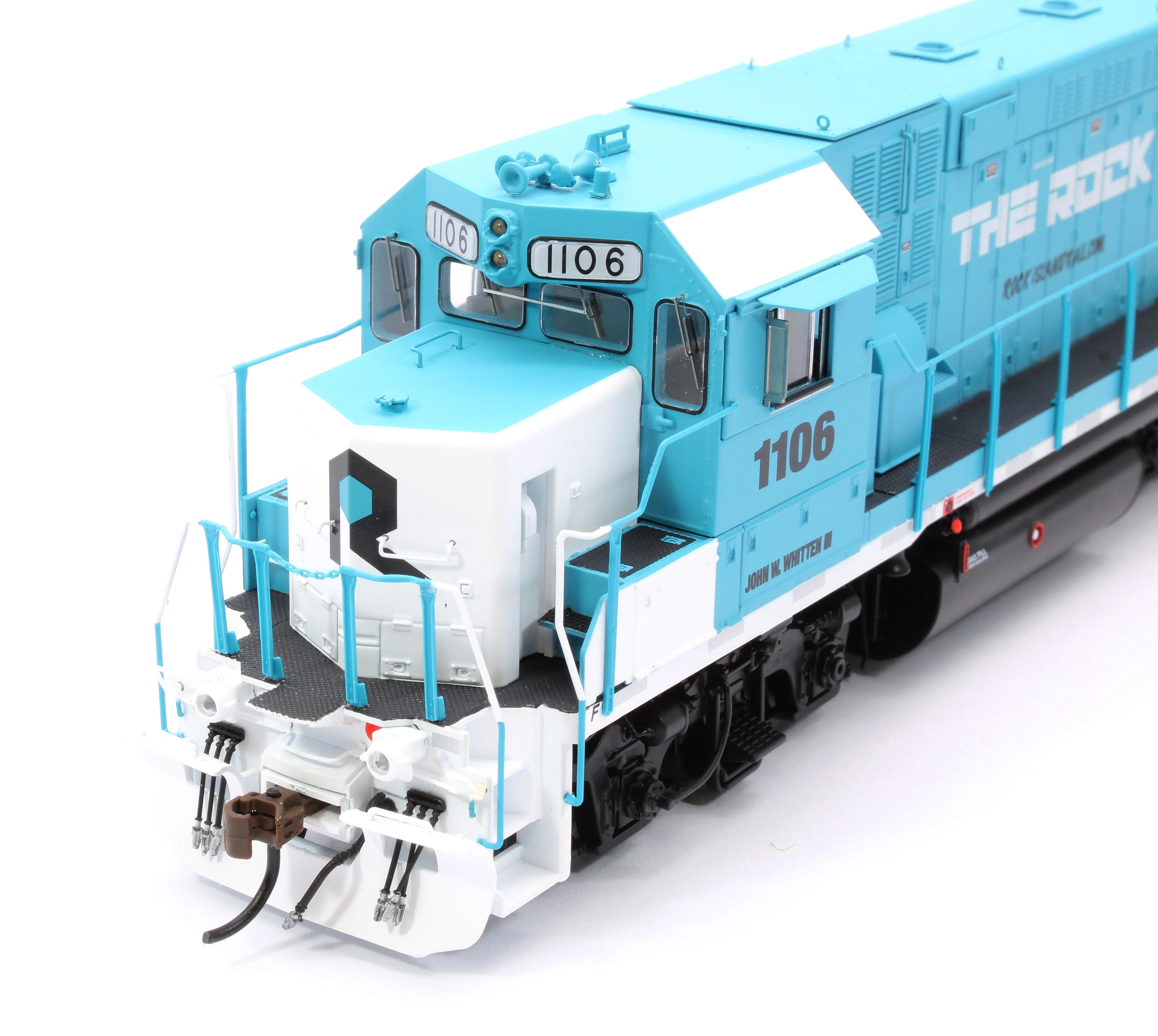 ATHG13245 HO GP15-1, Rock Island Rail #1106 Diesel Locomotive - Image 8