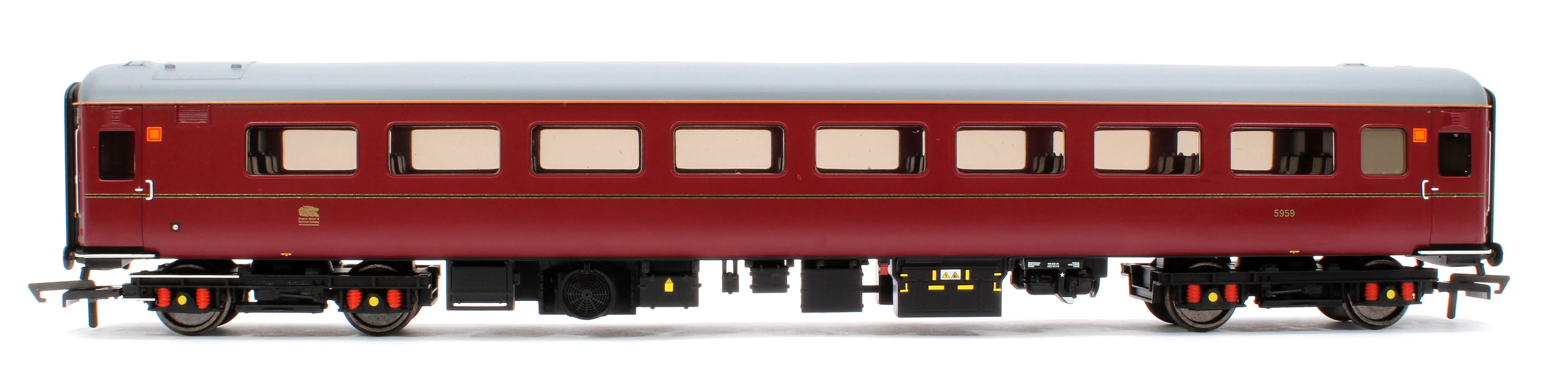 R30251 Class 67 67002 'Special Delivery' Business EWS Train Pack - Image 18