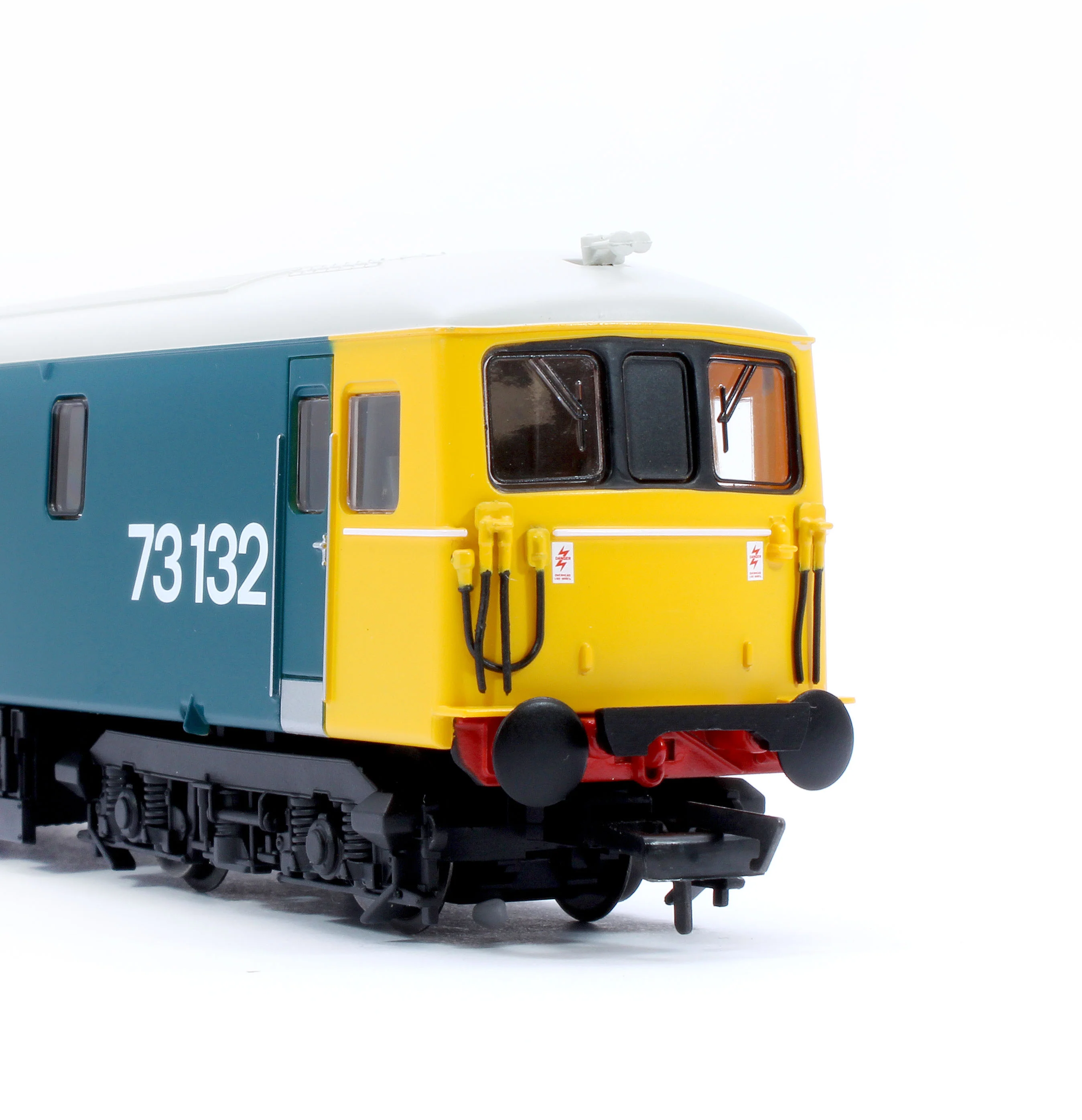 R30431 RailRoad BR Class 73 No.73132 Diesel Locomotive - Image 9