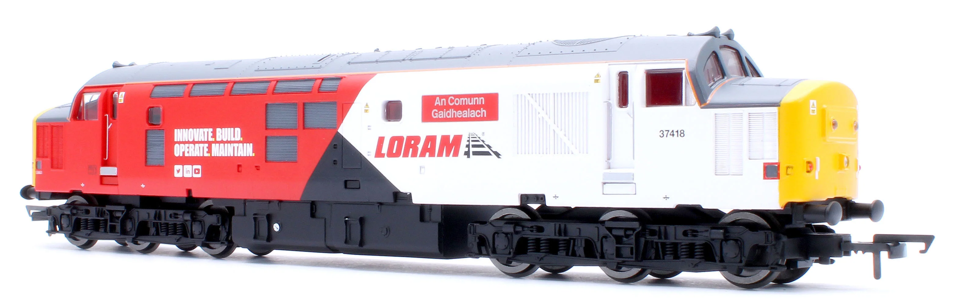 R30436 RailRoad Class 37 Loram 'An Comunn Gaidhealach' 37418 Diesel Locomotive - Image 6