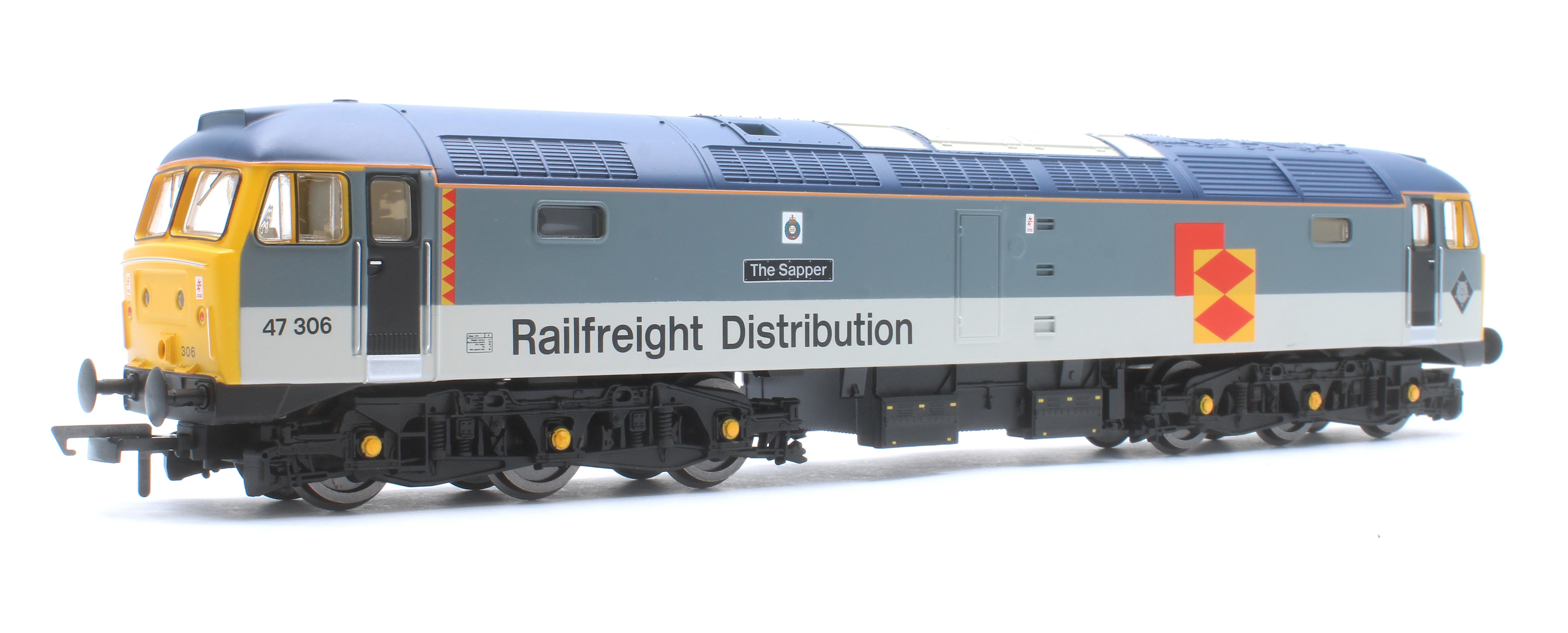 R30440 RailRoad Class 47 Railfreight Distribution 'The Sapper' 47306 Diesel Locomotive - Image 3