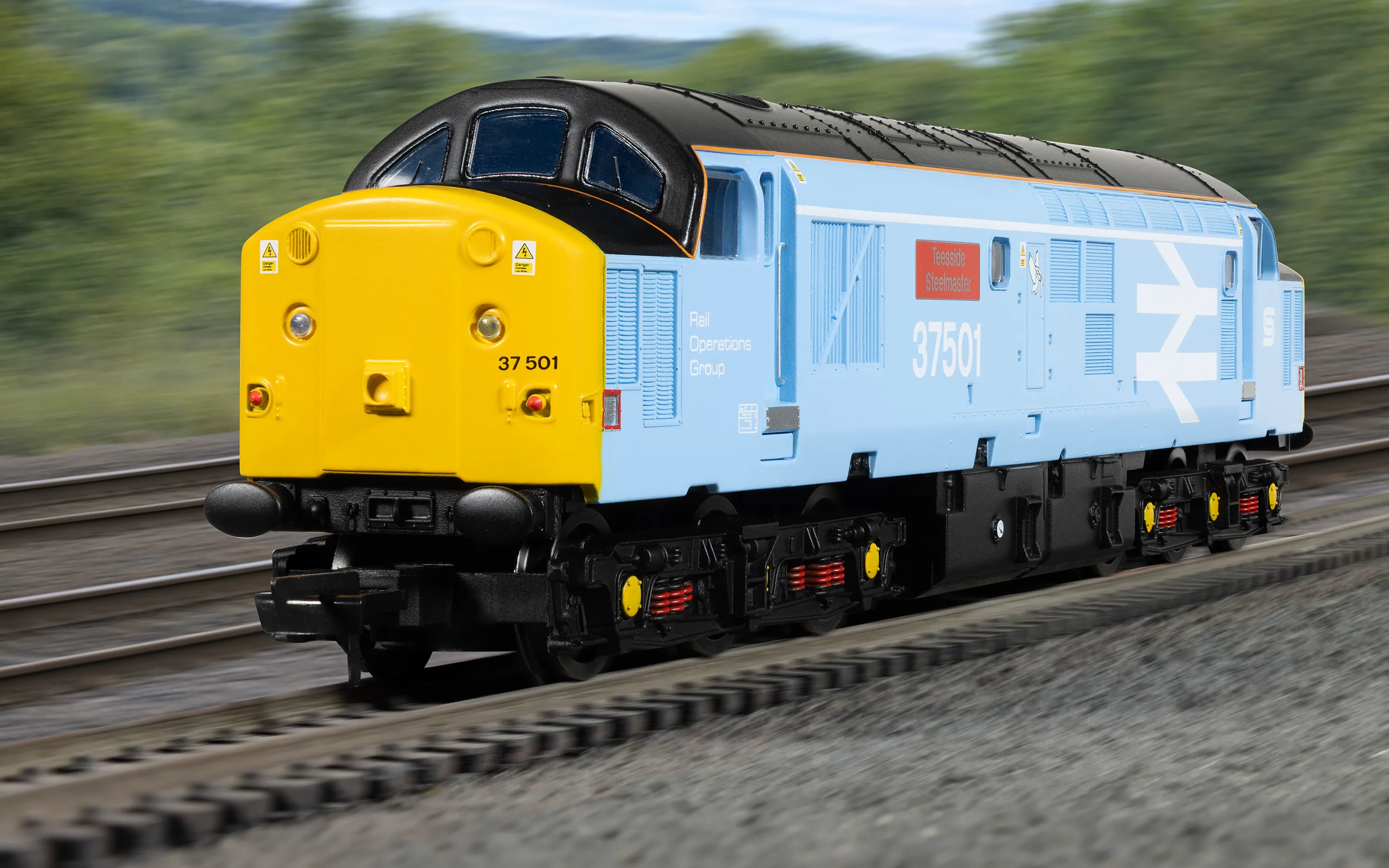 R30545TXS RailRoad Class 37/5 ROG / British Steel 37501 'Teesside Steelmaster' Diesel Locomotive - DCC Sound - Image 9