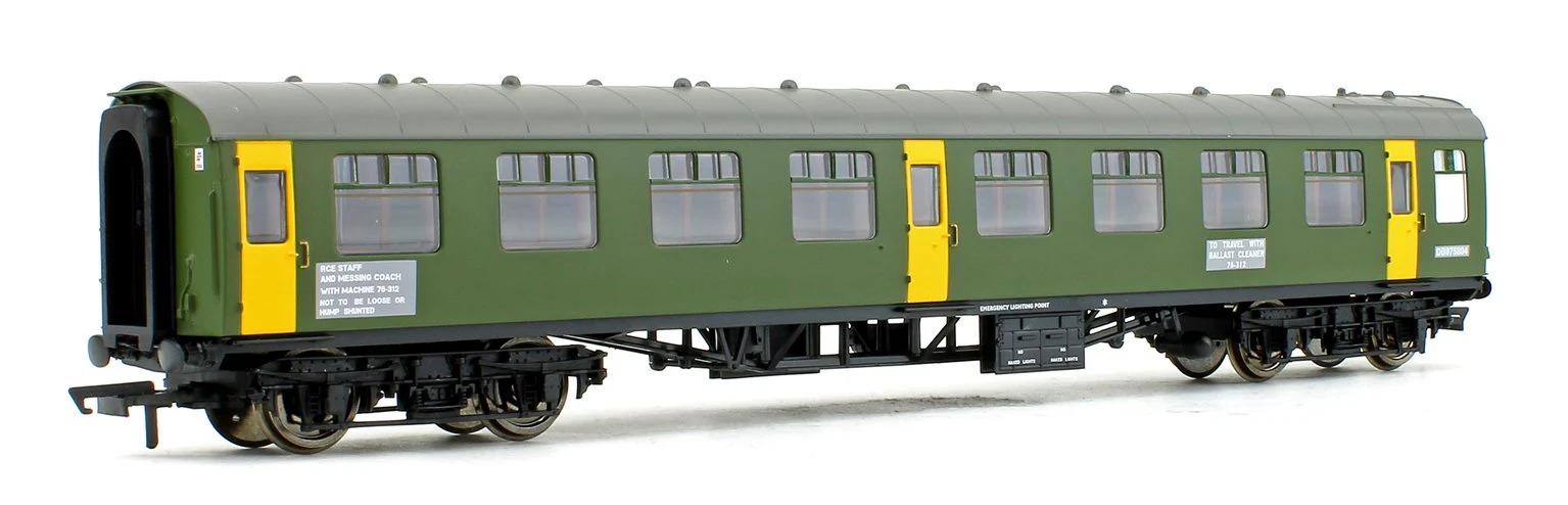 R40008 BR Departmental, ex-Mk1 SK Ballast Cleaner Train Staff Coach, DB 975804