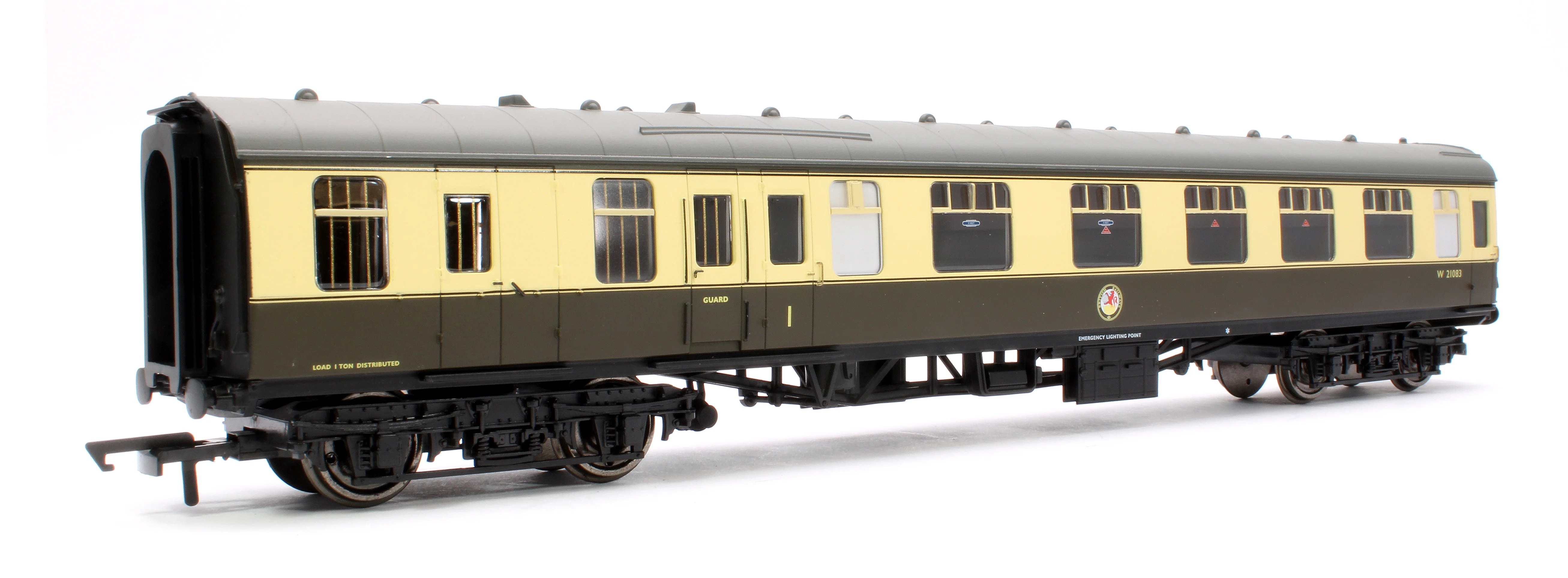 R40021 Mk1 Brake Composite Corridor BR W 21083