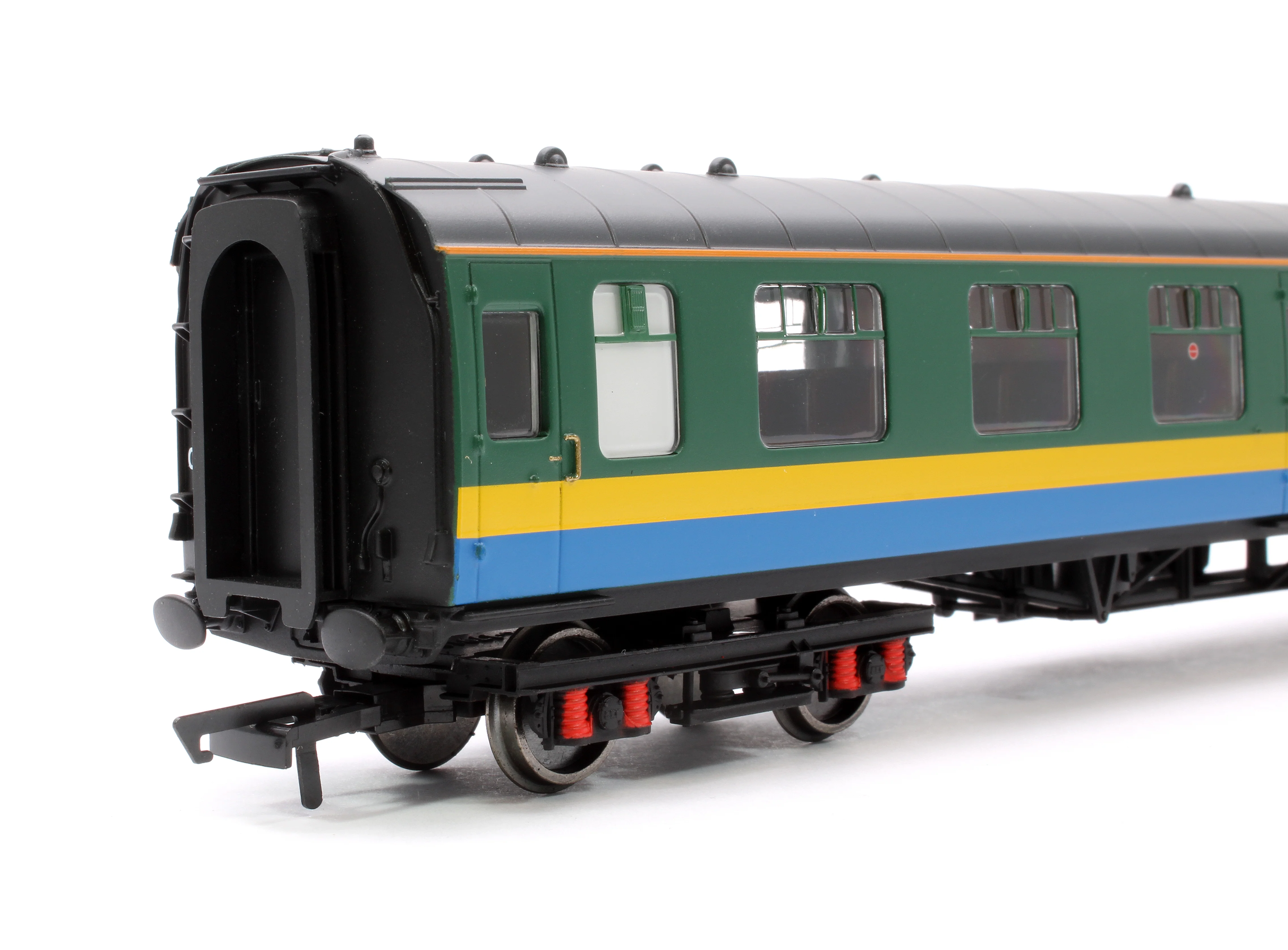 R40028 Ex-Mk1 FO Brake Force Runner BR Departmental DB977352 - Image 4
