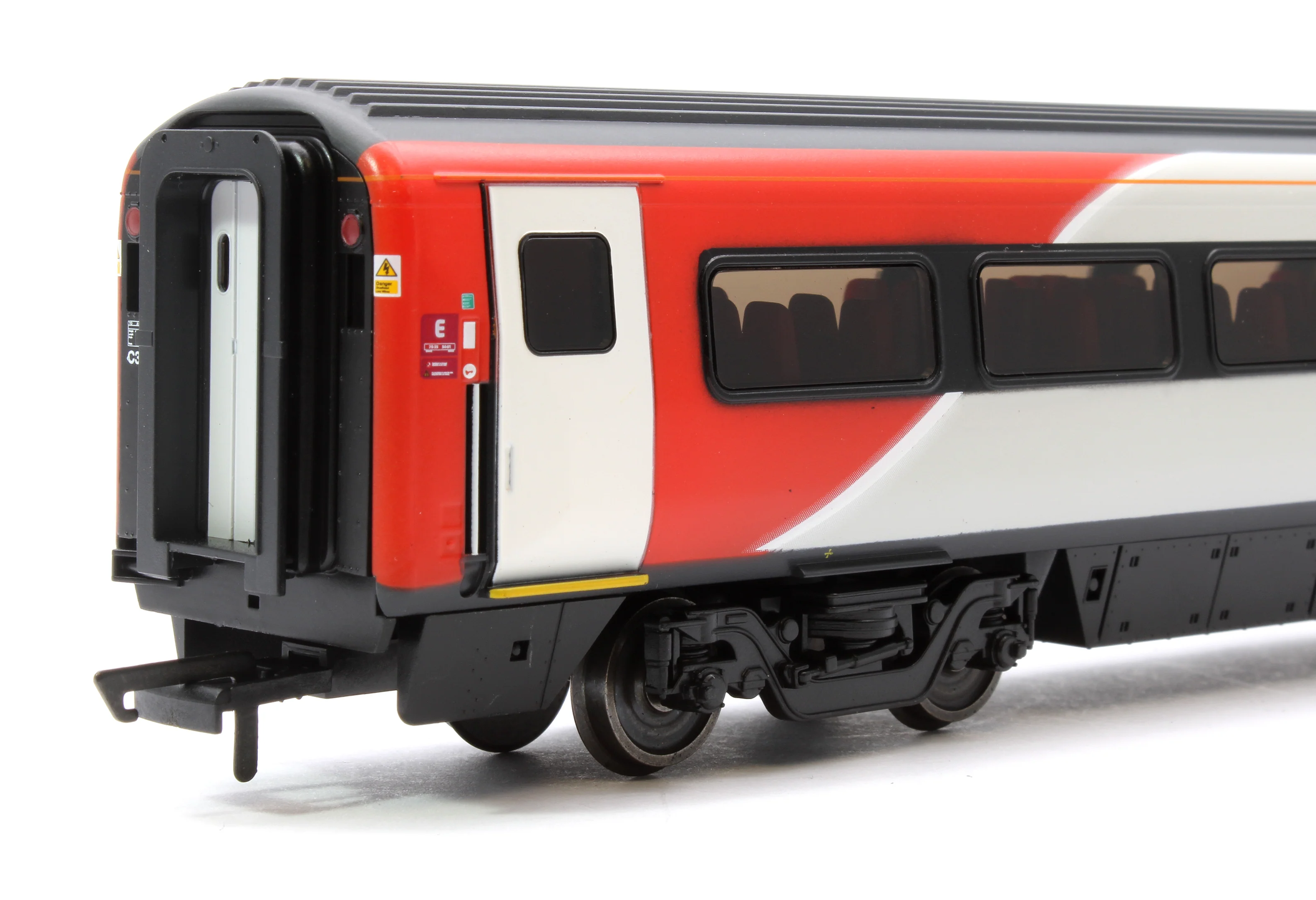 R40151A LNER Mk4 Standard Coach E 12426 - Image 4