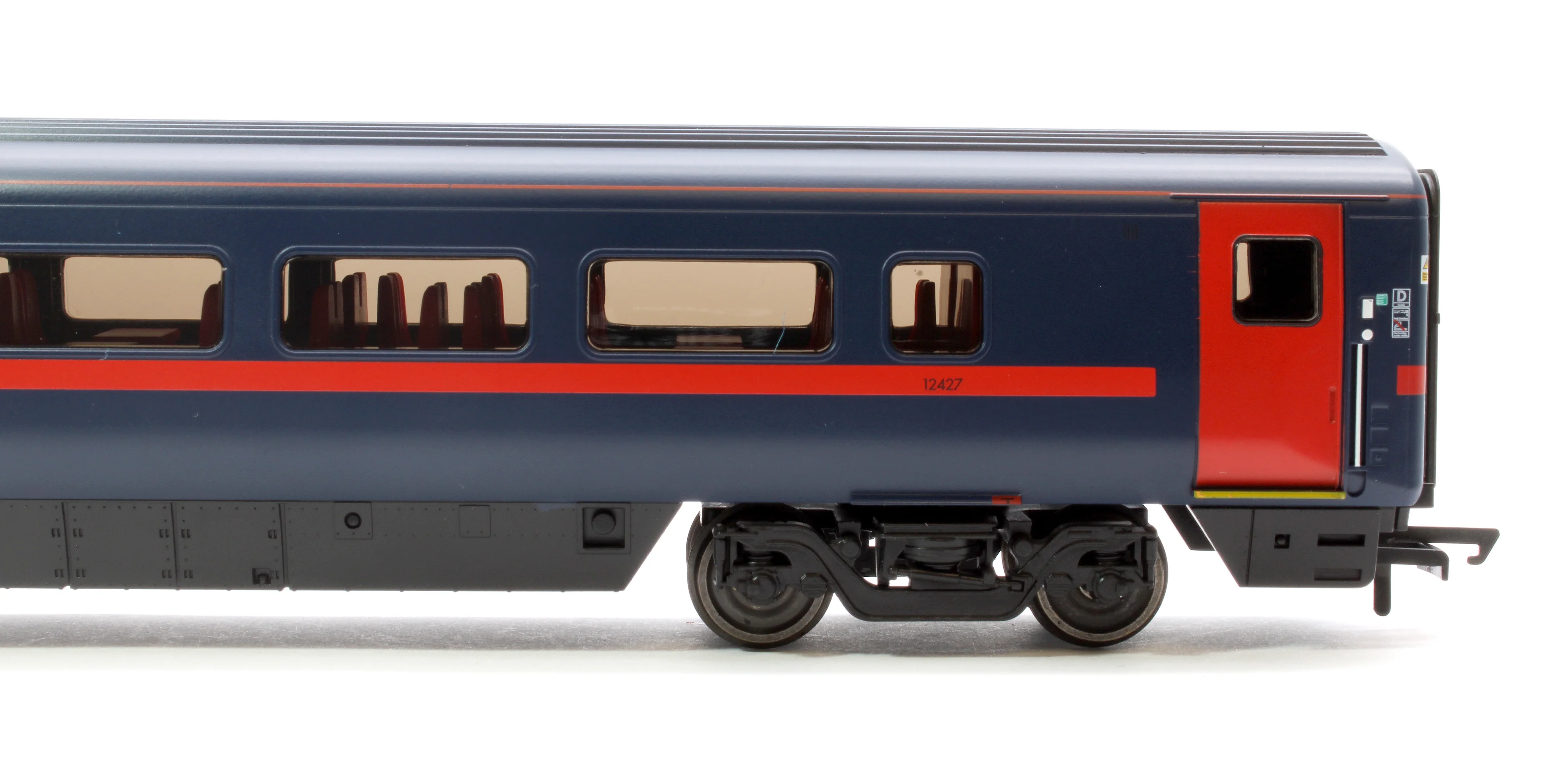 R40166A GNER Mk4 Standard Coach D 12427 - Image 6