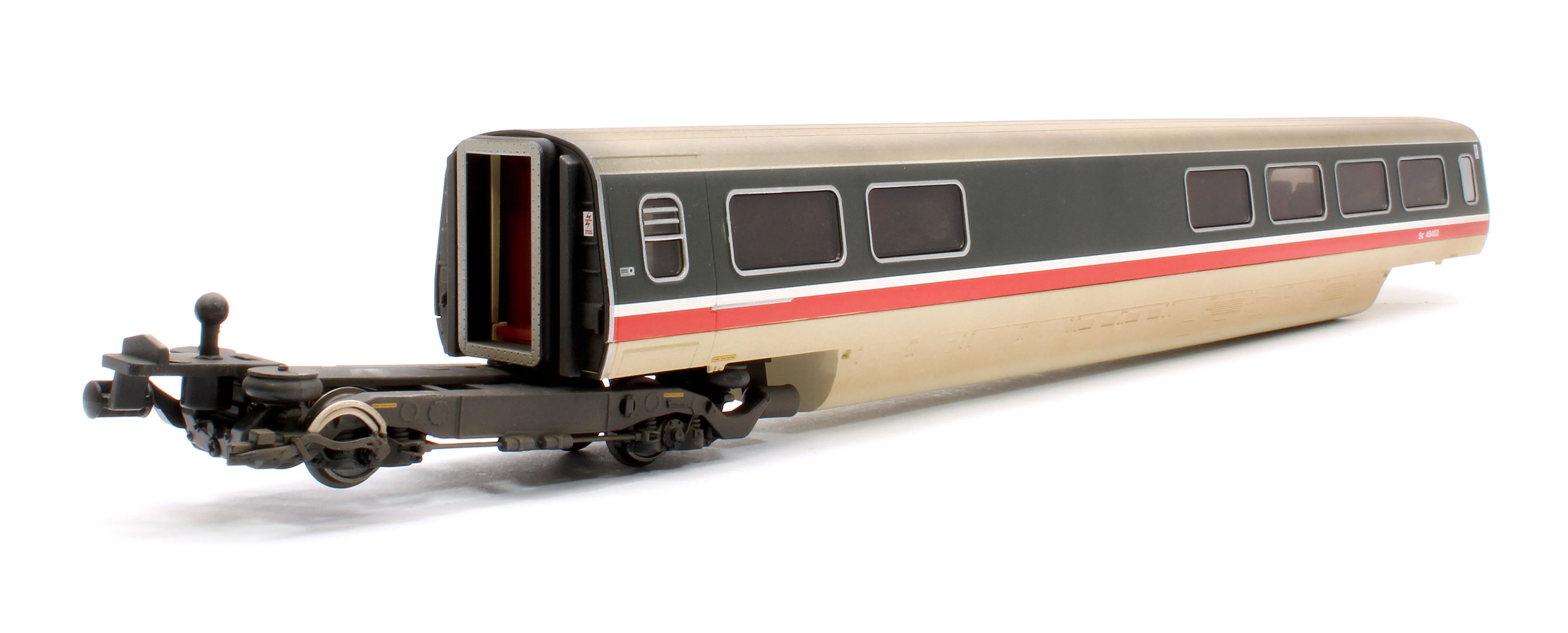 R40210-RW Pre-Owned Class 370 Advanced Passenger Train '48401 & 48402' 2-car TRBS Coach Pack - Weathered - Image 5