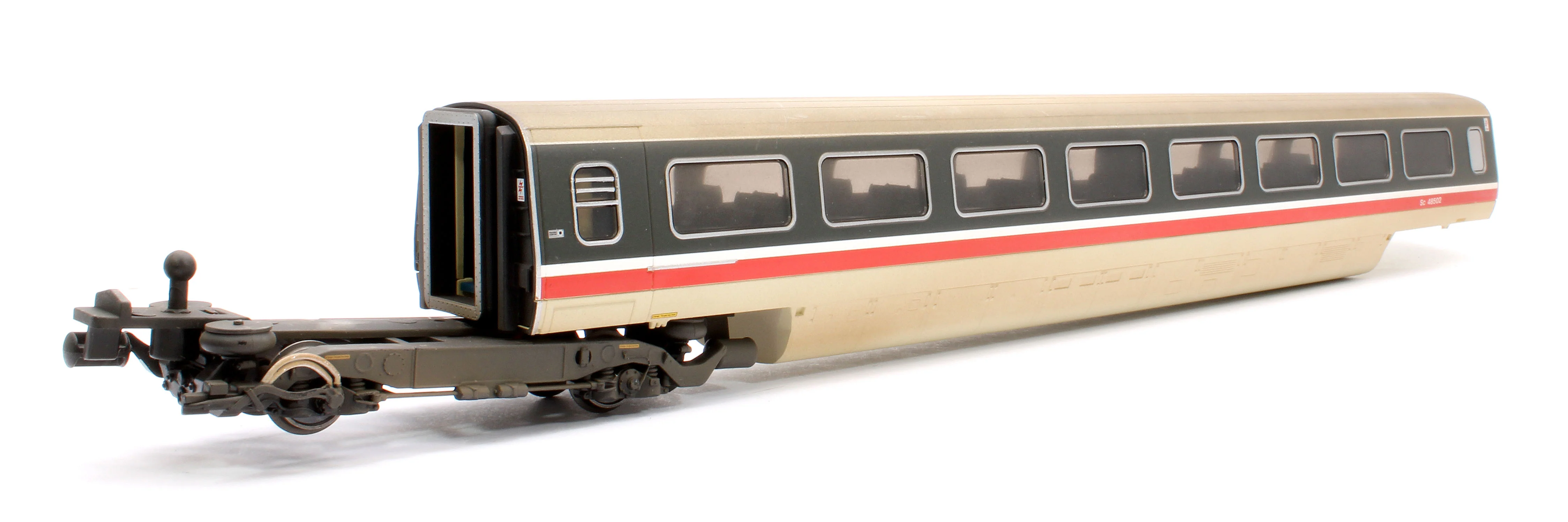 R40212-RW Pre-Owned Class 370 Advanced Passenger BR '48501 & 48502' Train 2-car TF Coach Pack - Weathered - Image 4