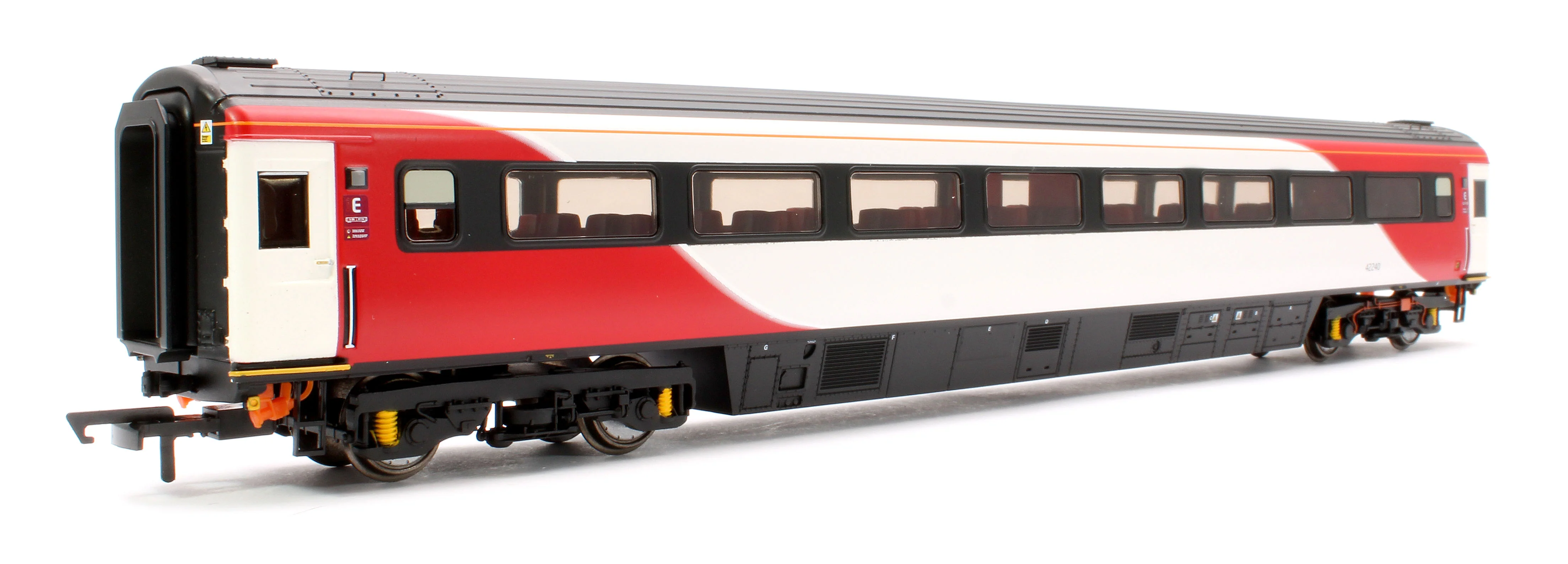 R40249A Mk3 Trailer Standard LNER 42198
