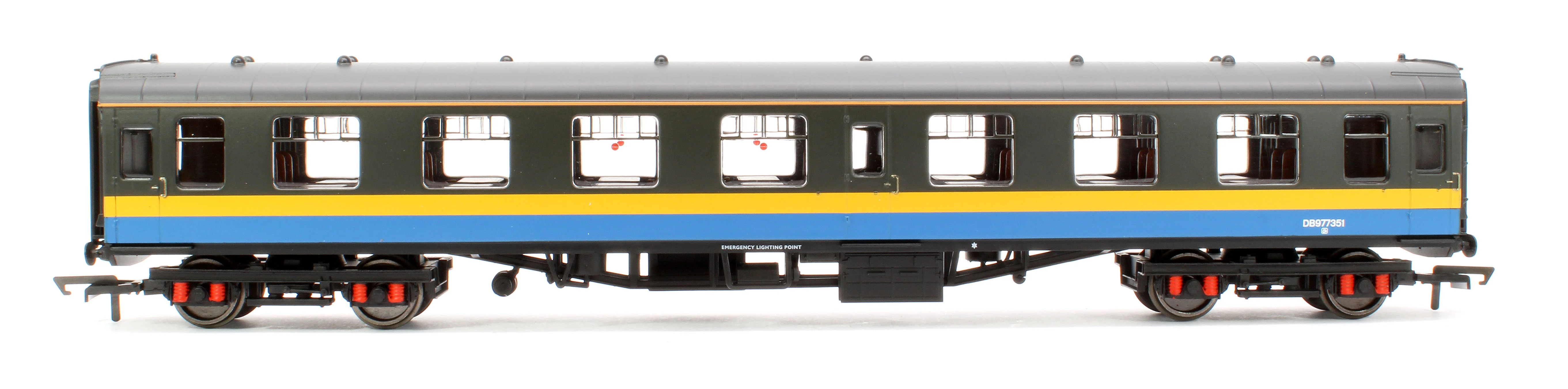 R40346 exMk1 First Open BR Departmental DB977351 - Image 2