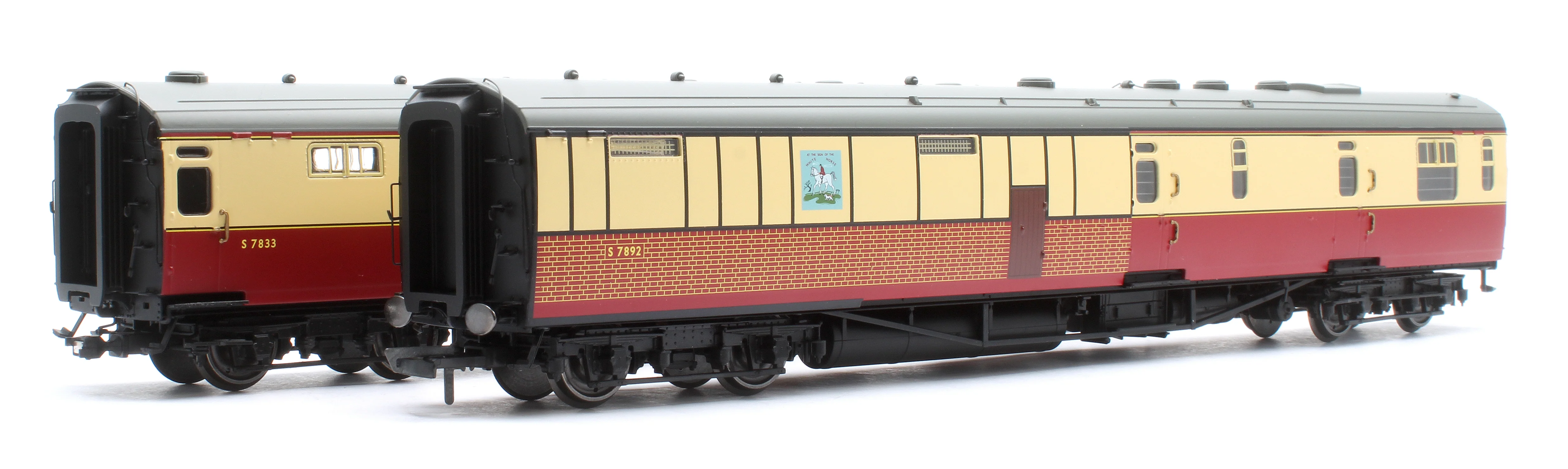 R40470 BR 'Tavern' Kitchen and Buttery Car & Composite Restaurant - White Horse 7833 Twin pack - Image 13