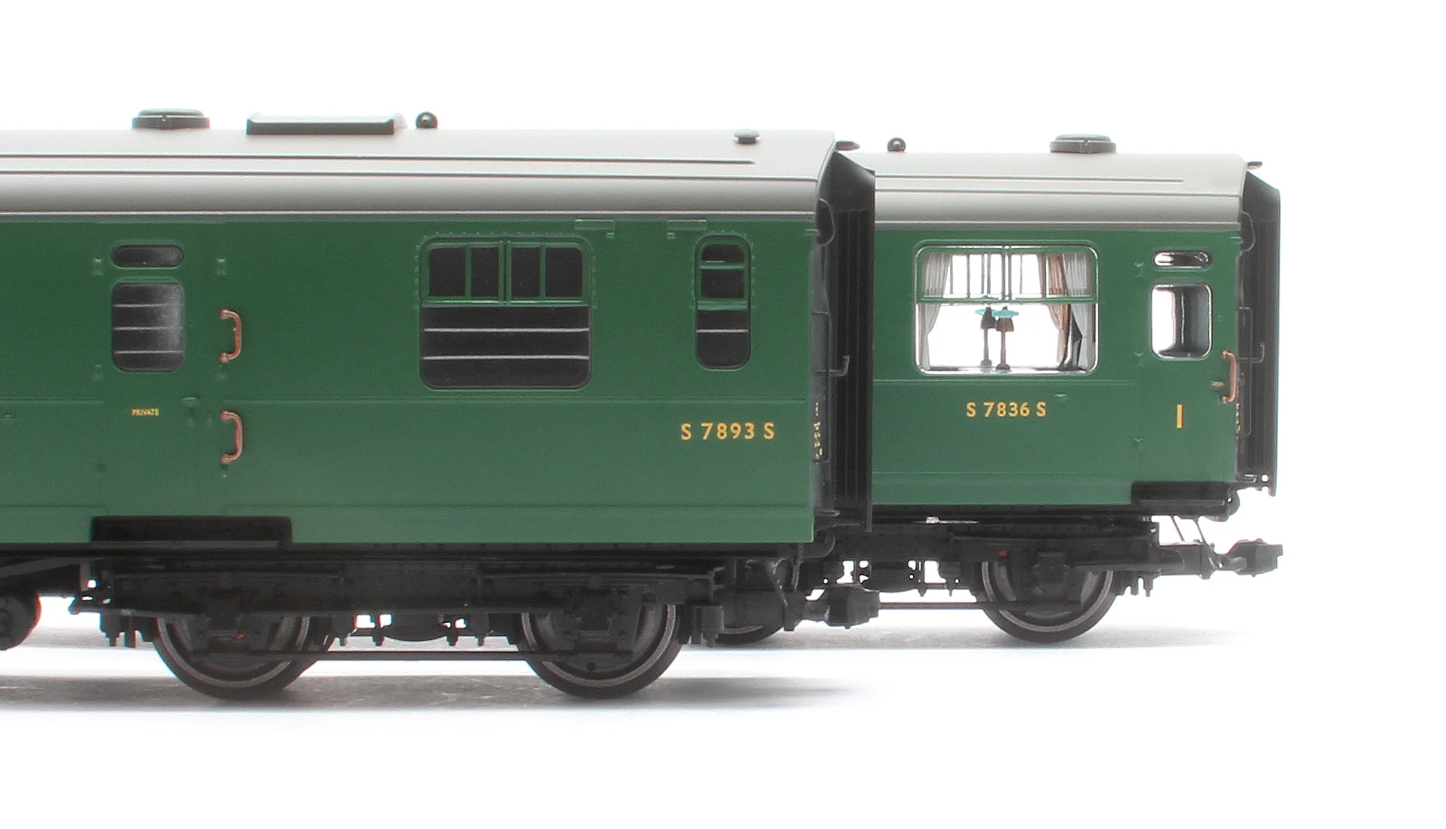 R40471 BR 'Tavern' Kitchen and Buttery Car & Composite Restaurant - Jolly Tar 7834 Twin Pack - Image 14
