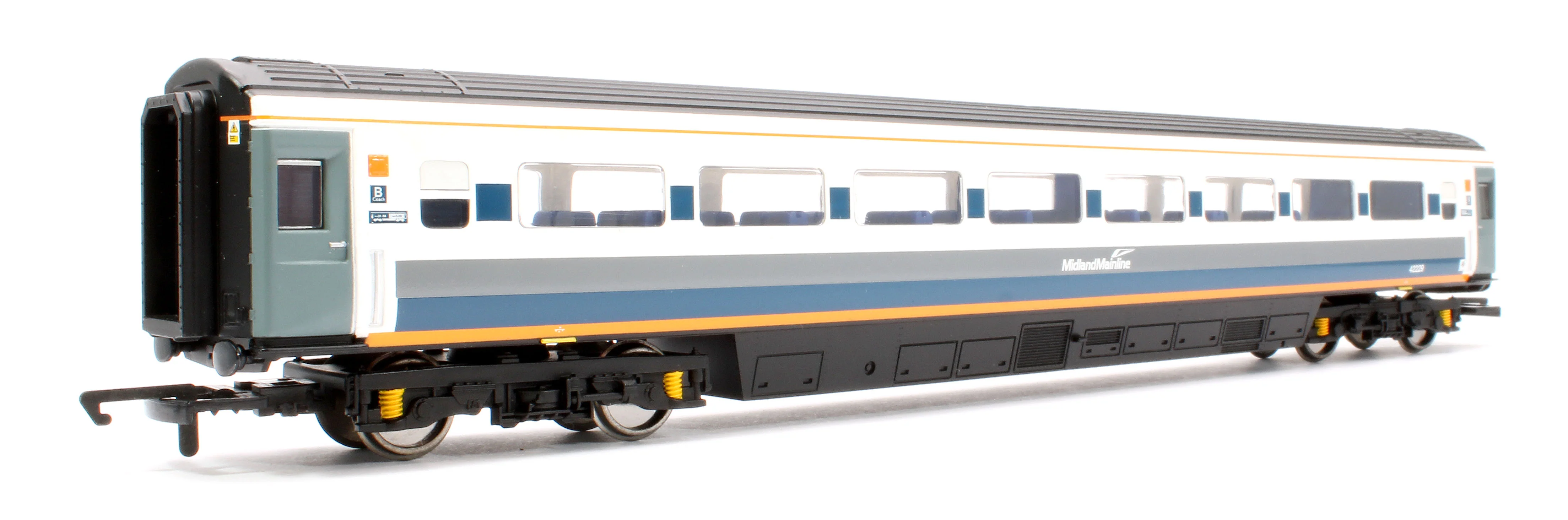 R4214 Pre-Owned Midland Mainline MK3 Standard Class Open Coach No.42229 - Image 3