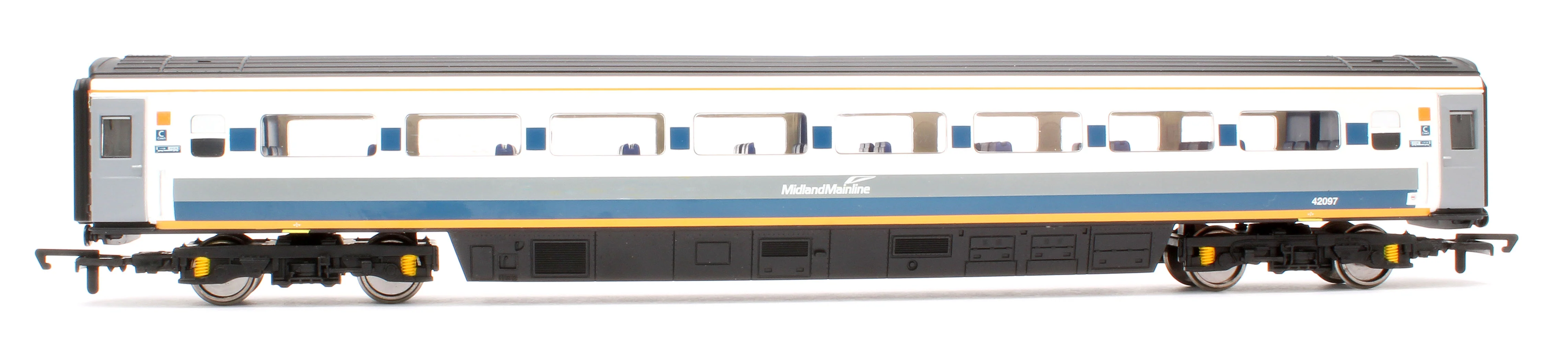 R4214A Pre-Owned Midland Mainline MK3 Standard Class Open Coach No.42097 - Image 2