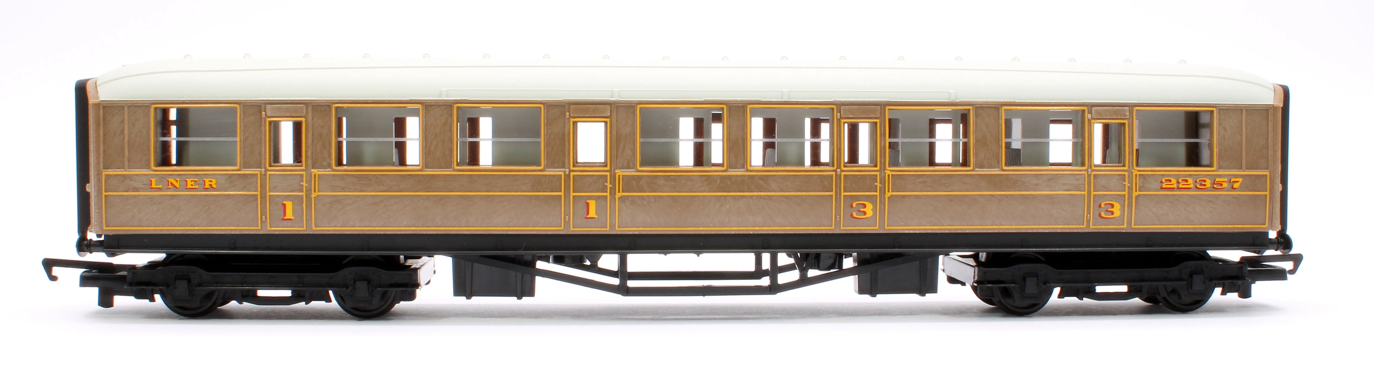 R4332 RailRoad Composite Coach LNER 22357 - Image 2