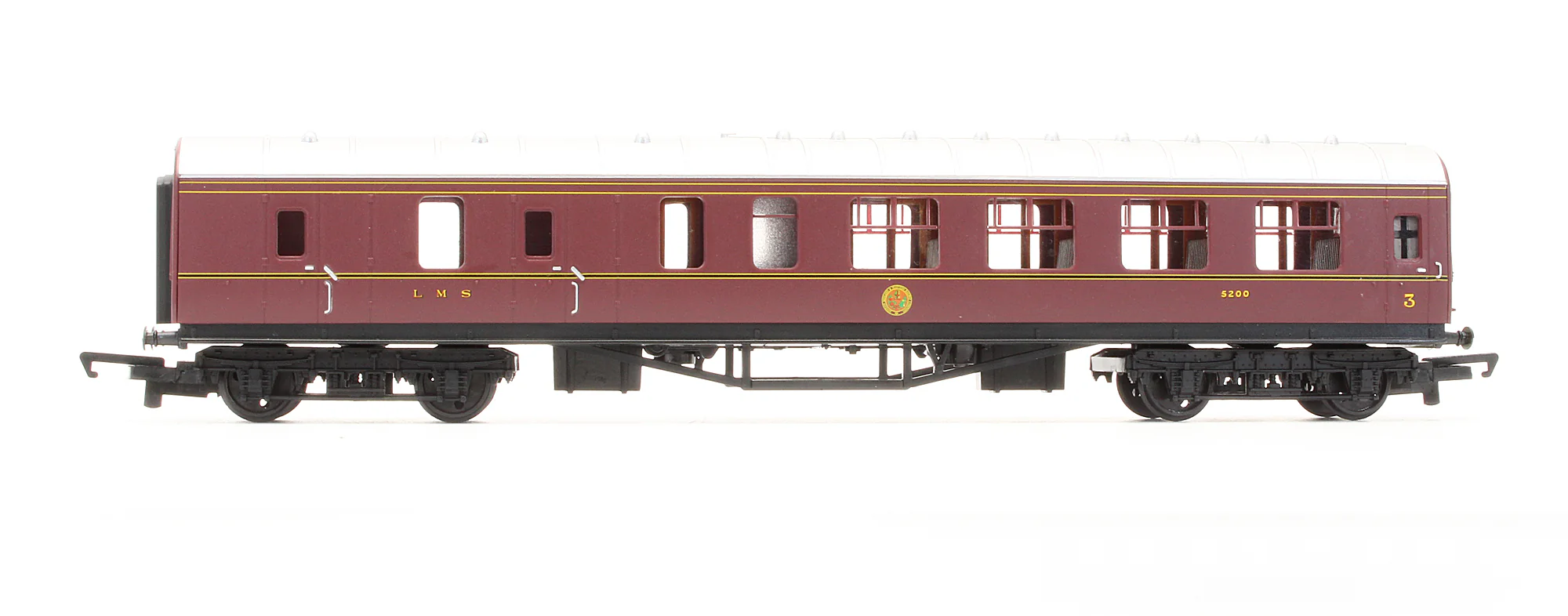 Pre-Owned R4389 RailRoad LMS Brake Coach '5200' - Image 3