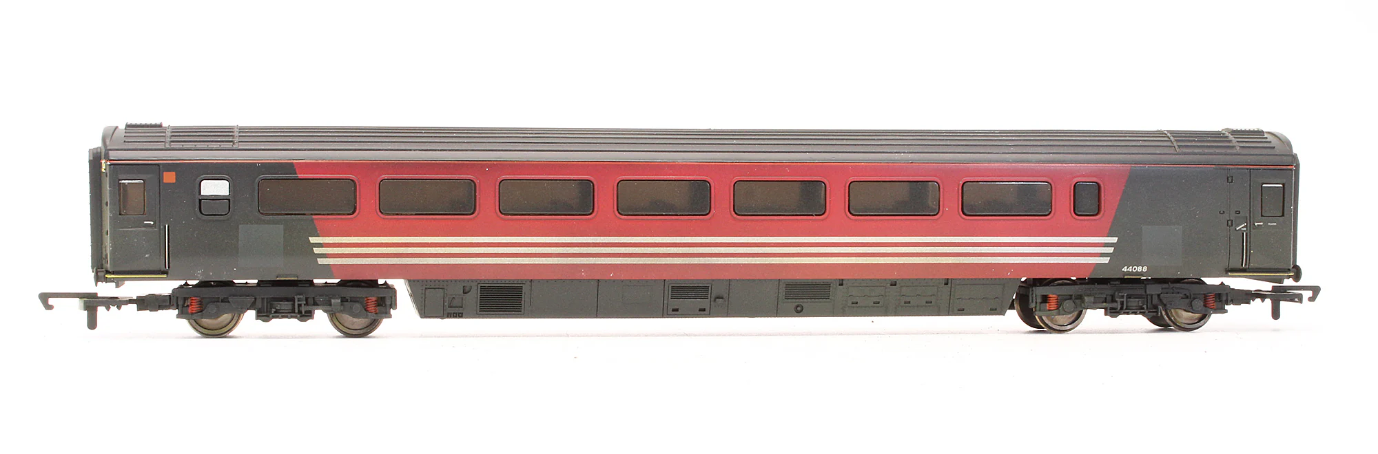 Pre-Owned R4546 Ex Virgin Mk3 Trailer Guard's Standard Coach No.44088 - Weathered - Image 3
