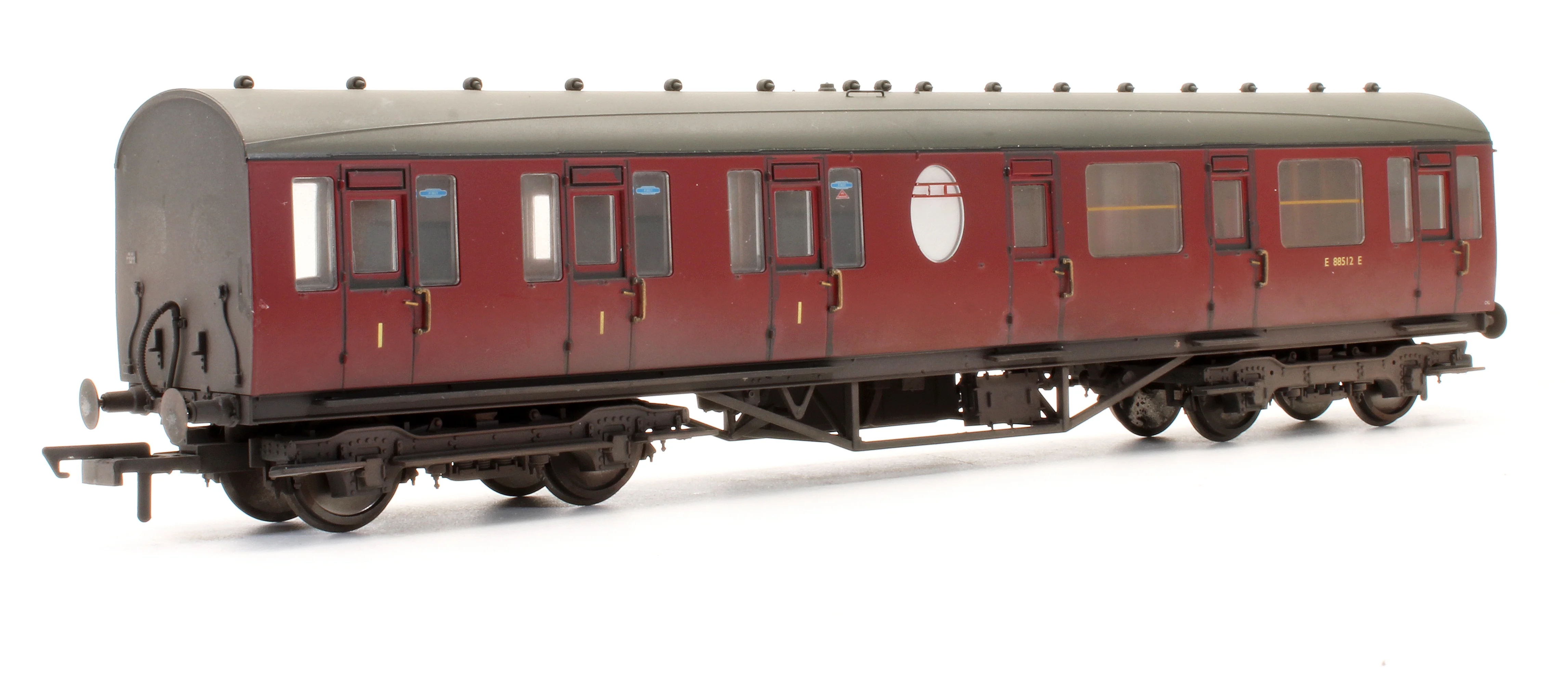 Pre-Owned R4575 BR Thompson Suburban Lavatory Composite Coach 'E 88512 E' - Custom Weathered