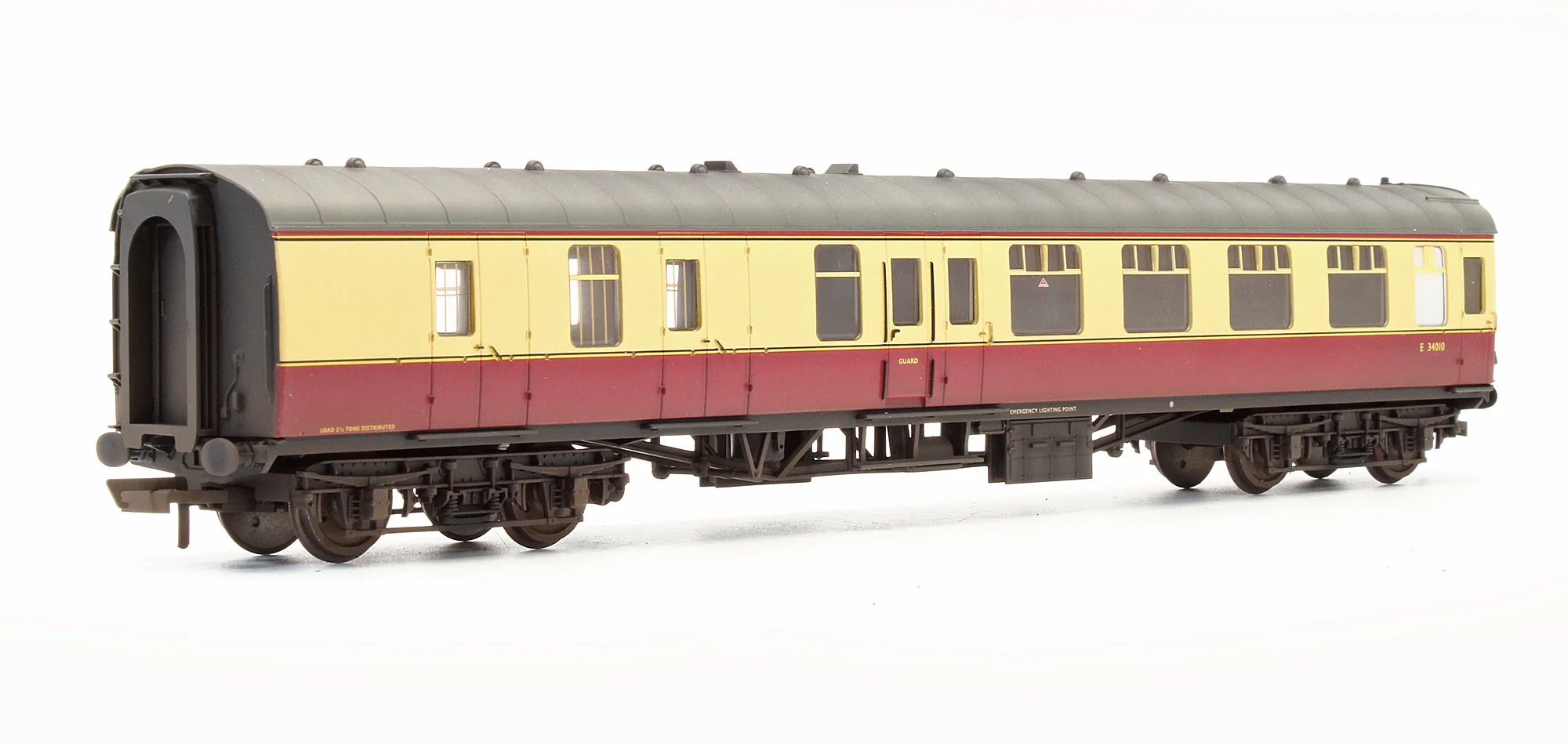 R4707 Pre-Owned BR Crimson & Cream MK1 Corridor Brake 2nd Class Coach 'E34010' - Custom Weathered - Image 2