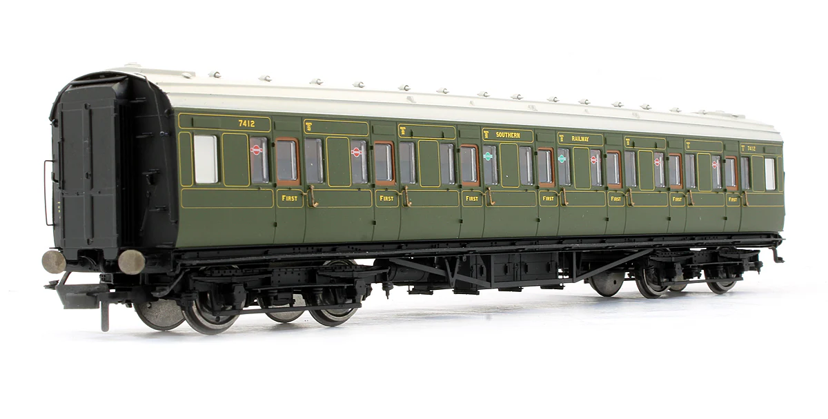 R4770 SR Maunsell Corridor 1st Class Coach '7412' - Image 2