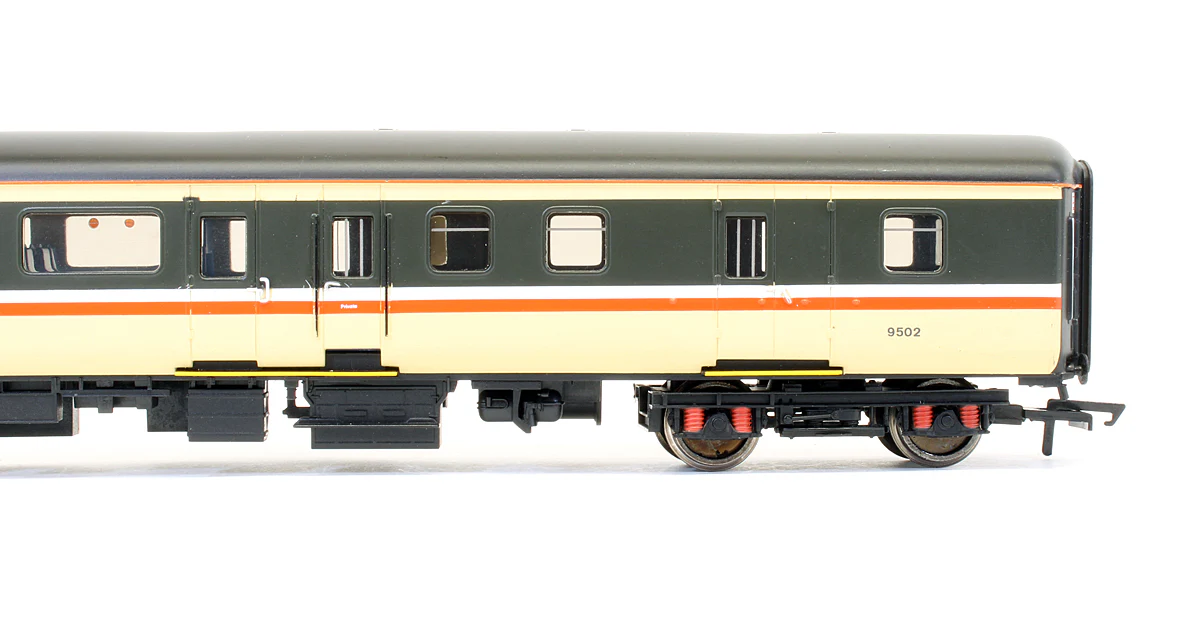 R4811 BR MK2E Brake Open Standard Coach '9502' - Image 3