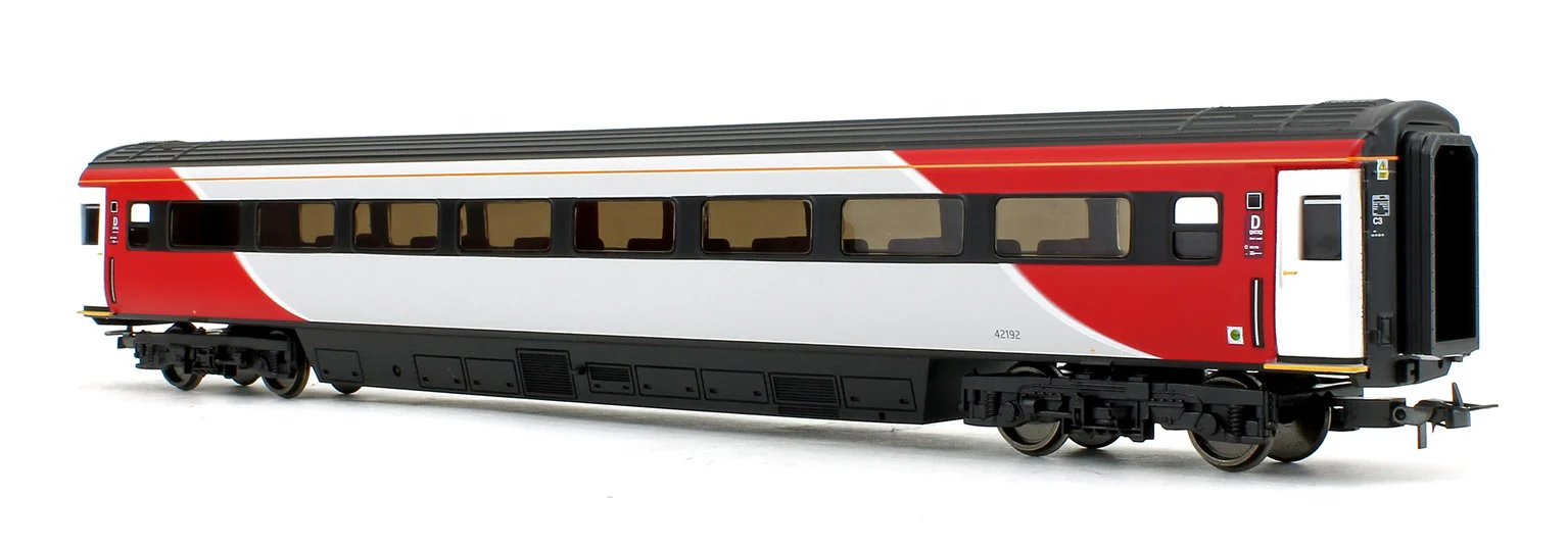 R4931G LNER MK3 TSO Trailer Standard Open Coach D No.42192 - Image 2