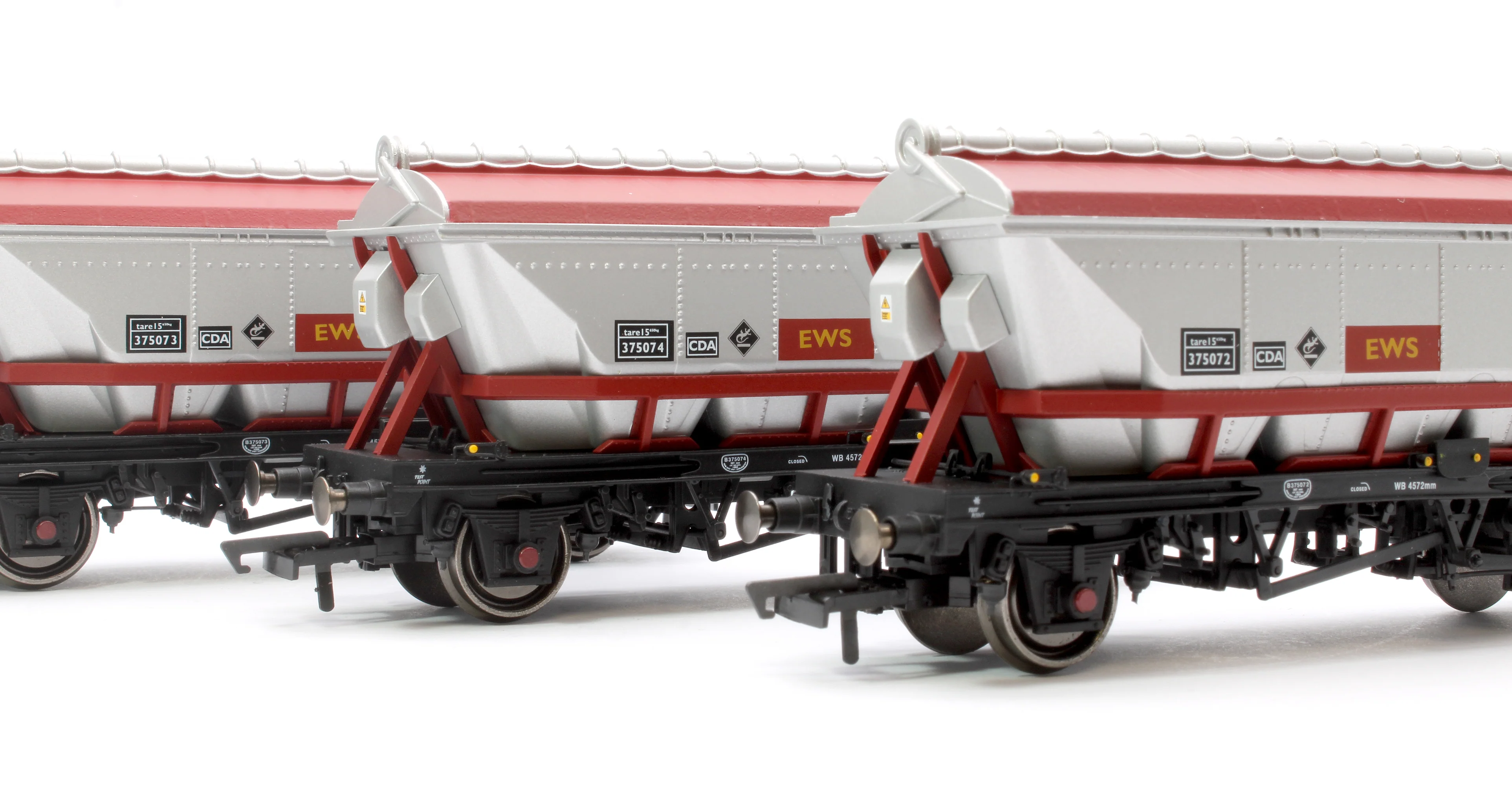 R60071 EWS CDA Hopper Wagons Three Pack - Image 6