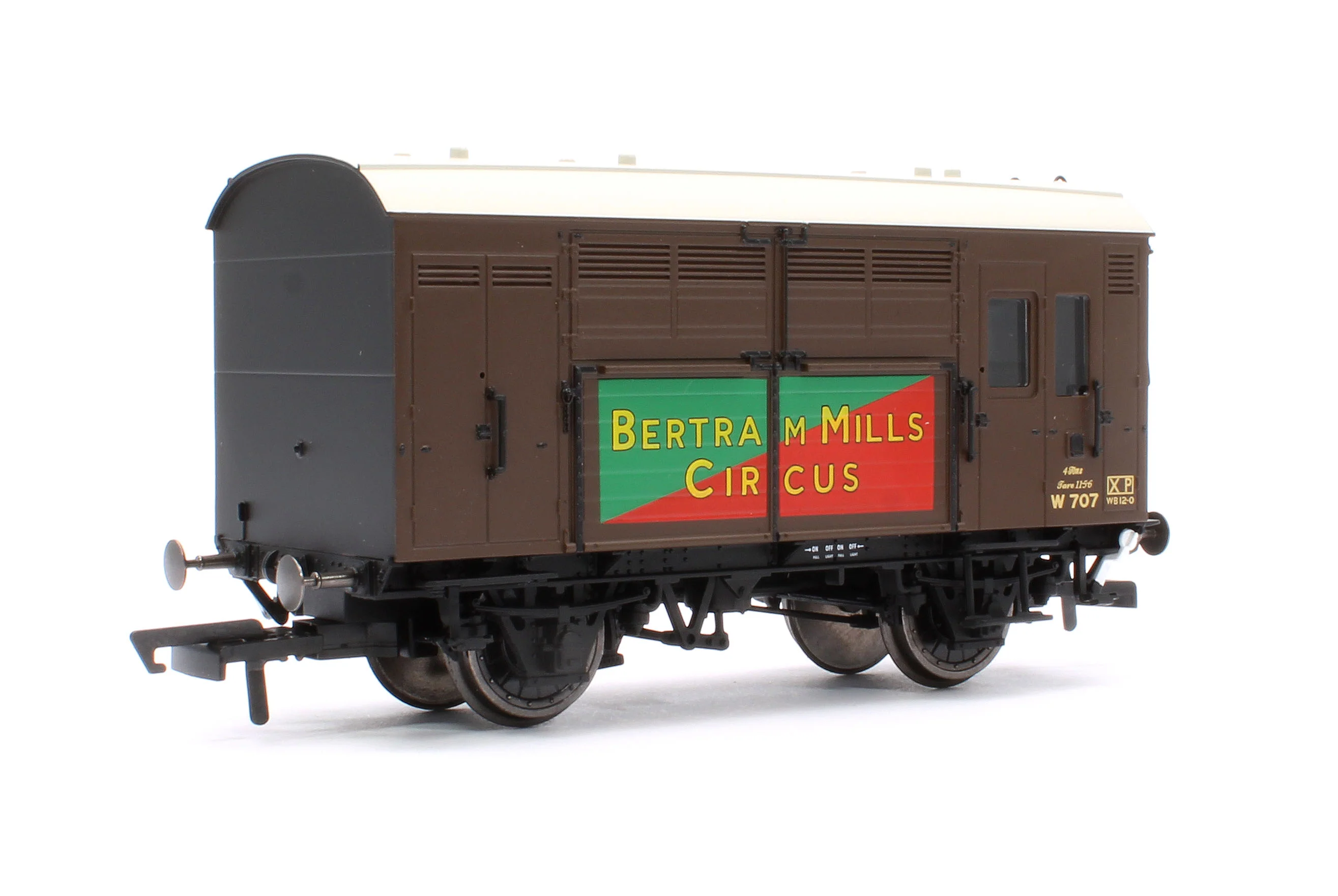 R60278 GWR Horse Box BR Bauxite '707' with Bertram Mills Circus adverts