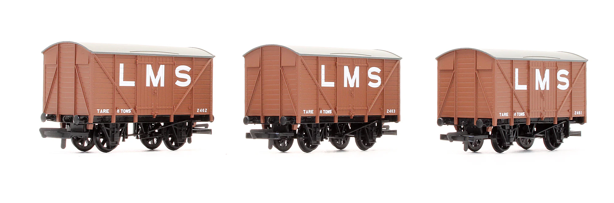 Pre-Owned R6836 RailRoad Set Of 3 LMS Box Vans