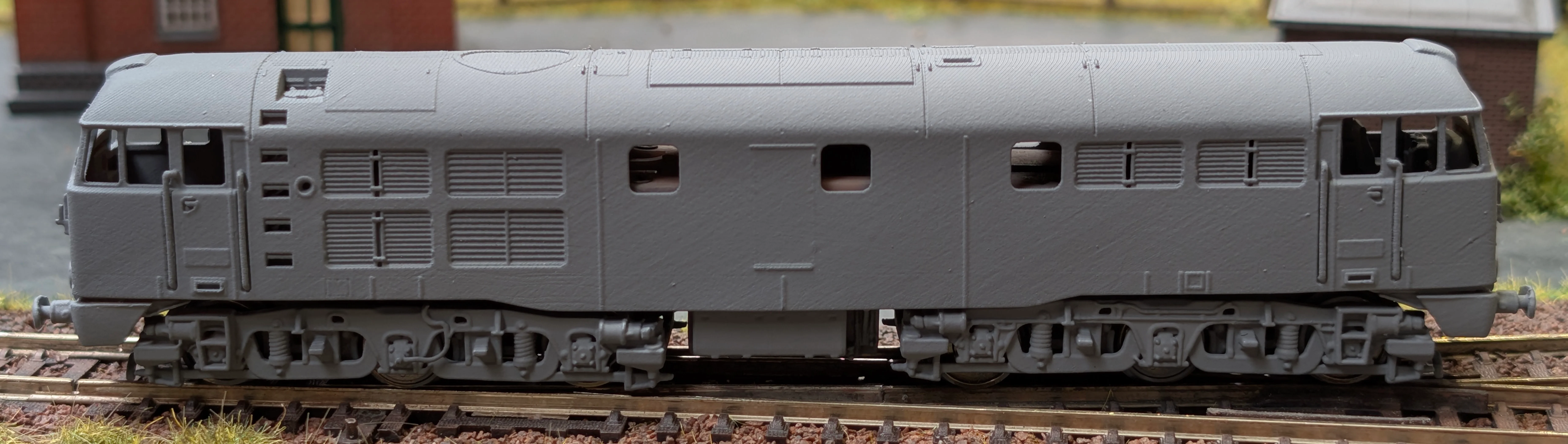 TT3071M Class 30 BR Green 'D5502' Diesel Locomotive - Image 3