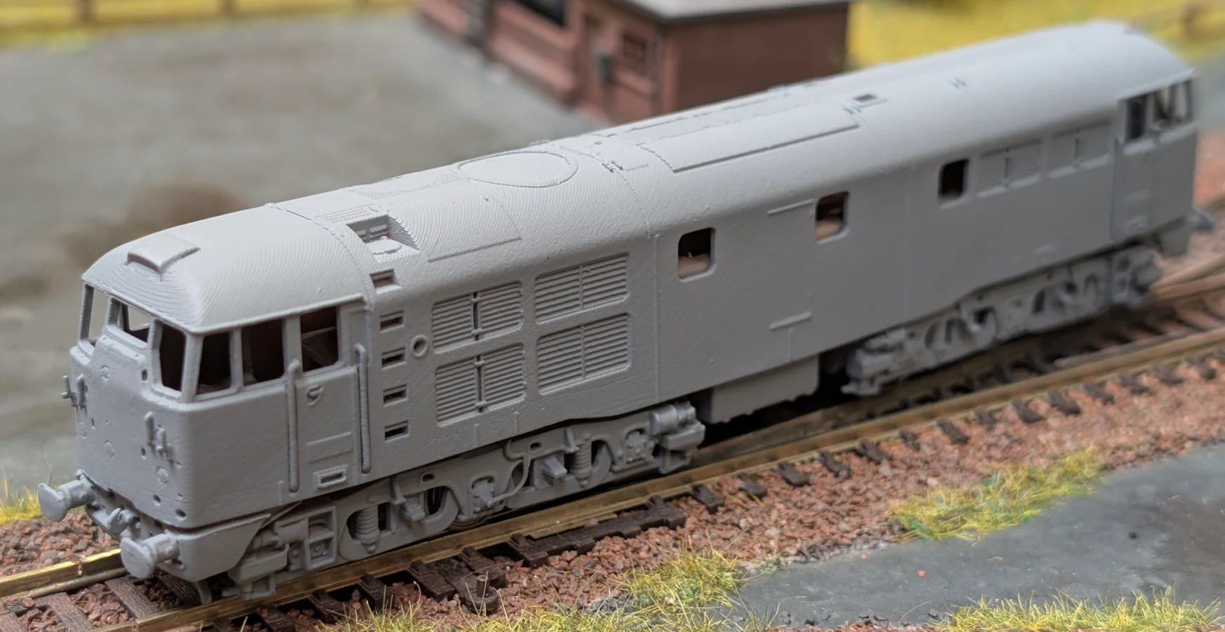 TT3071TXSM Class 30 BR Green 'D5502' Diesel Locomotive - DCC Sound - Image 4