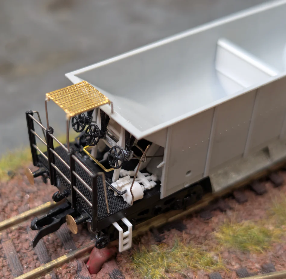 TT6062 YGA 'Seacow' Ballast Hopper EWS 978006 - Image 4