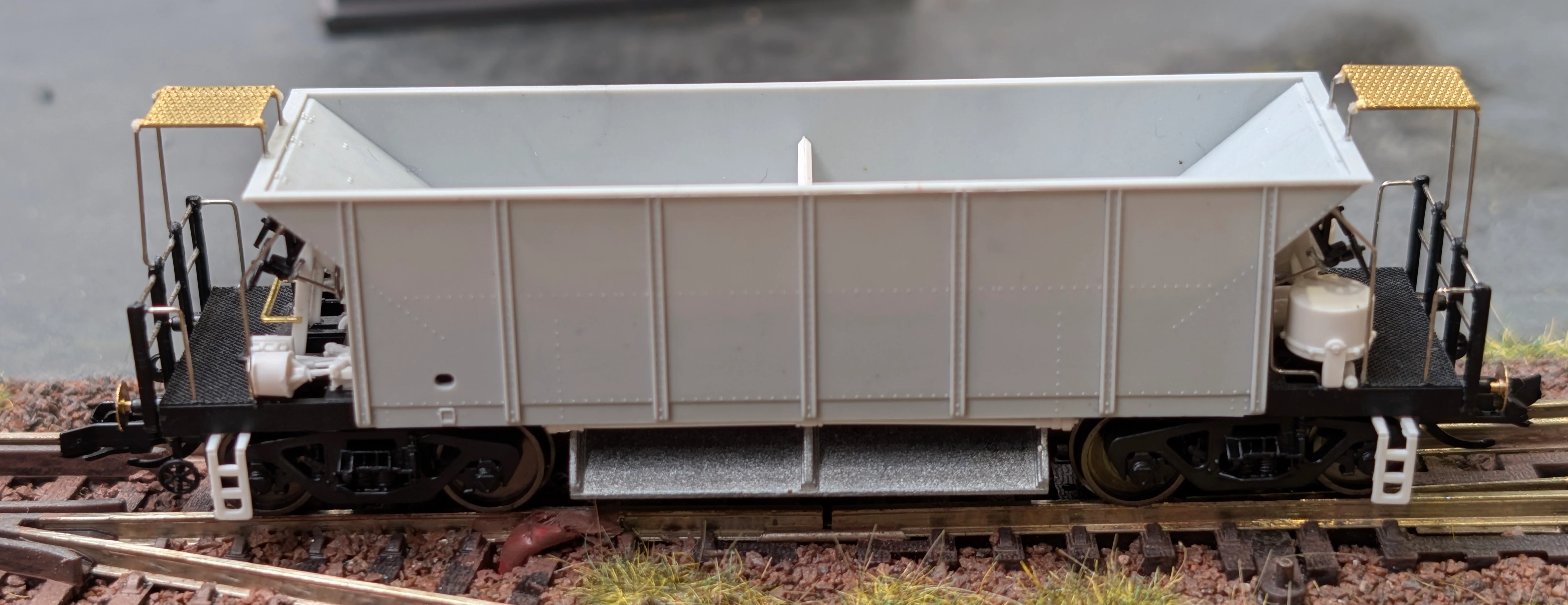 TT6064 YGH 'Sealion' Ballast Hopper Civil Engineers 982838 - Image 2