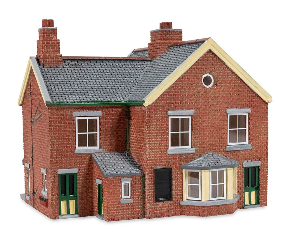 TT9017 Station Office - Red Brick Collection