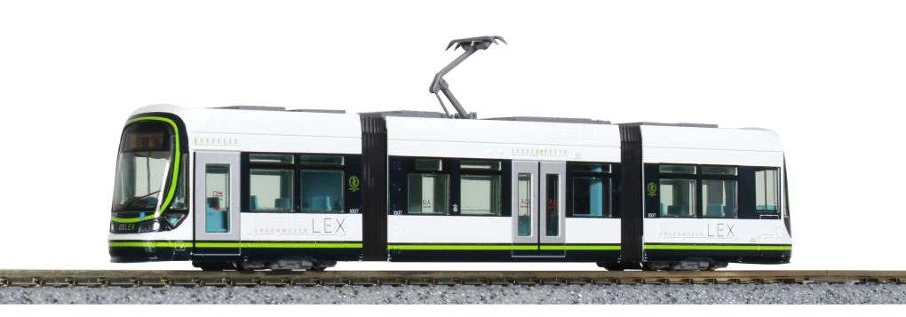14-804-1 HER Hiroden 1000 LEV Green Mover LEX Tram