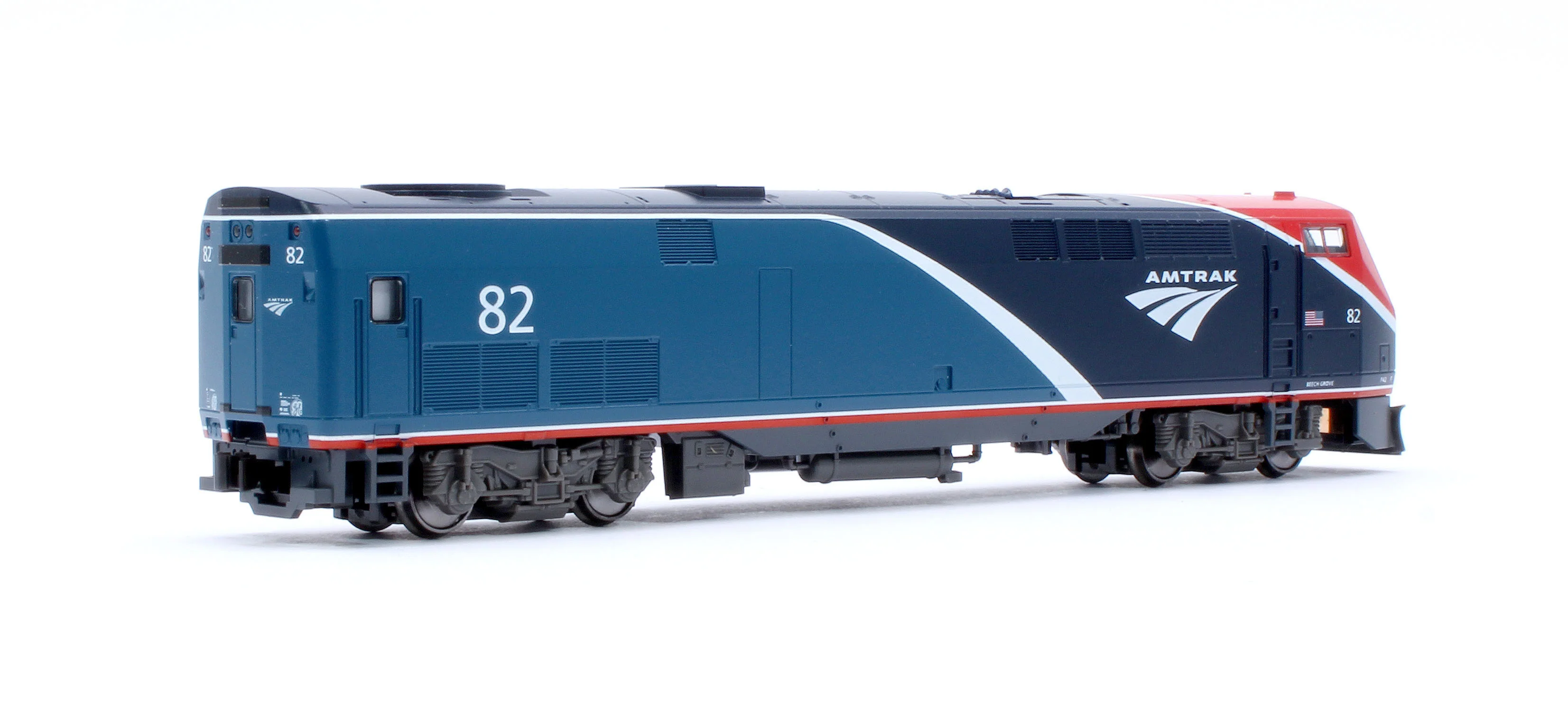 176-6040-S GE P42 Amtrak PhVII 82 Diesel Locomotive - Sound Fitted - Image 3