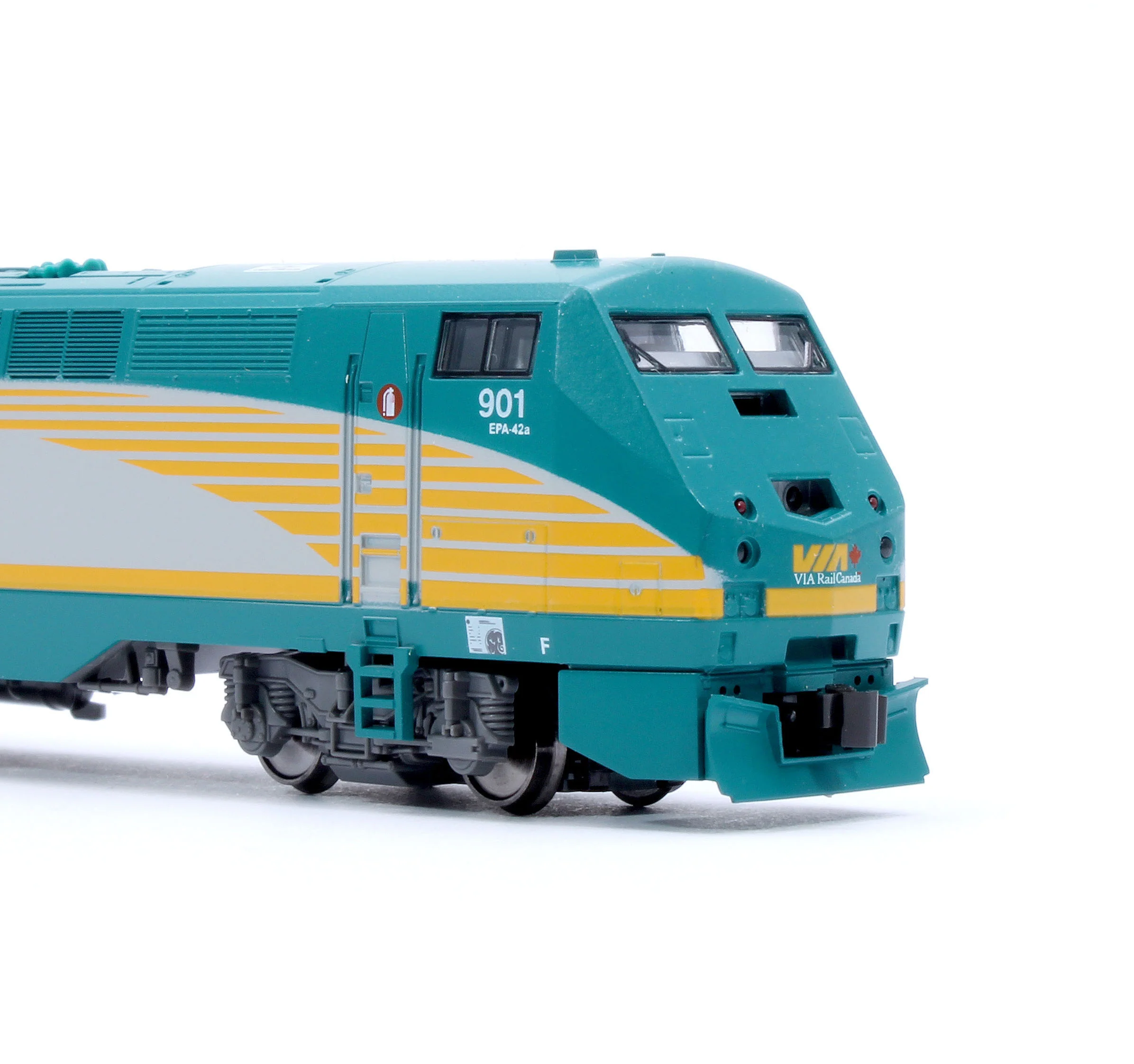 176-6042 GE P42 VIA Rail 901 Diesel Locomotive - Image 7