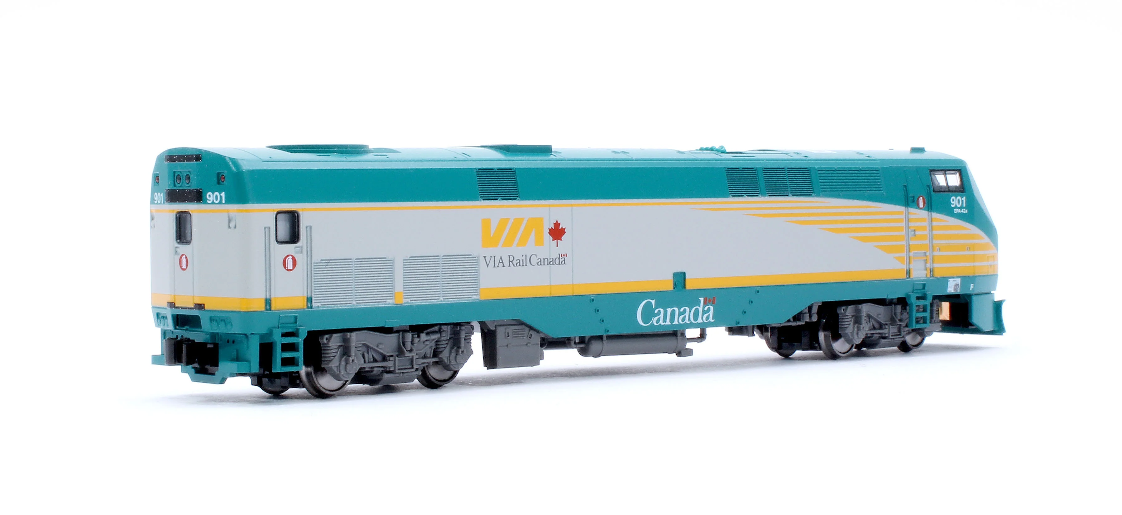 176-6042-S GE P42 VIA Rail 901 Diesel Locomotive - Sound Fitted - Image 3