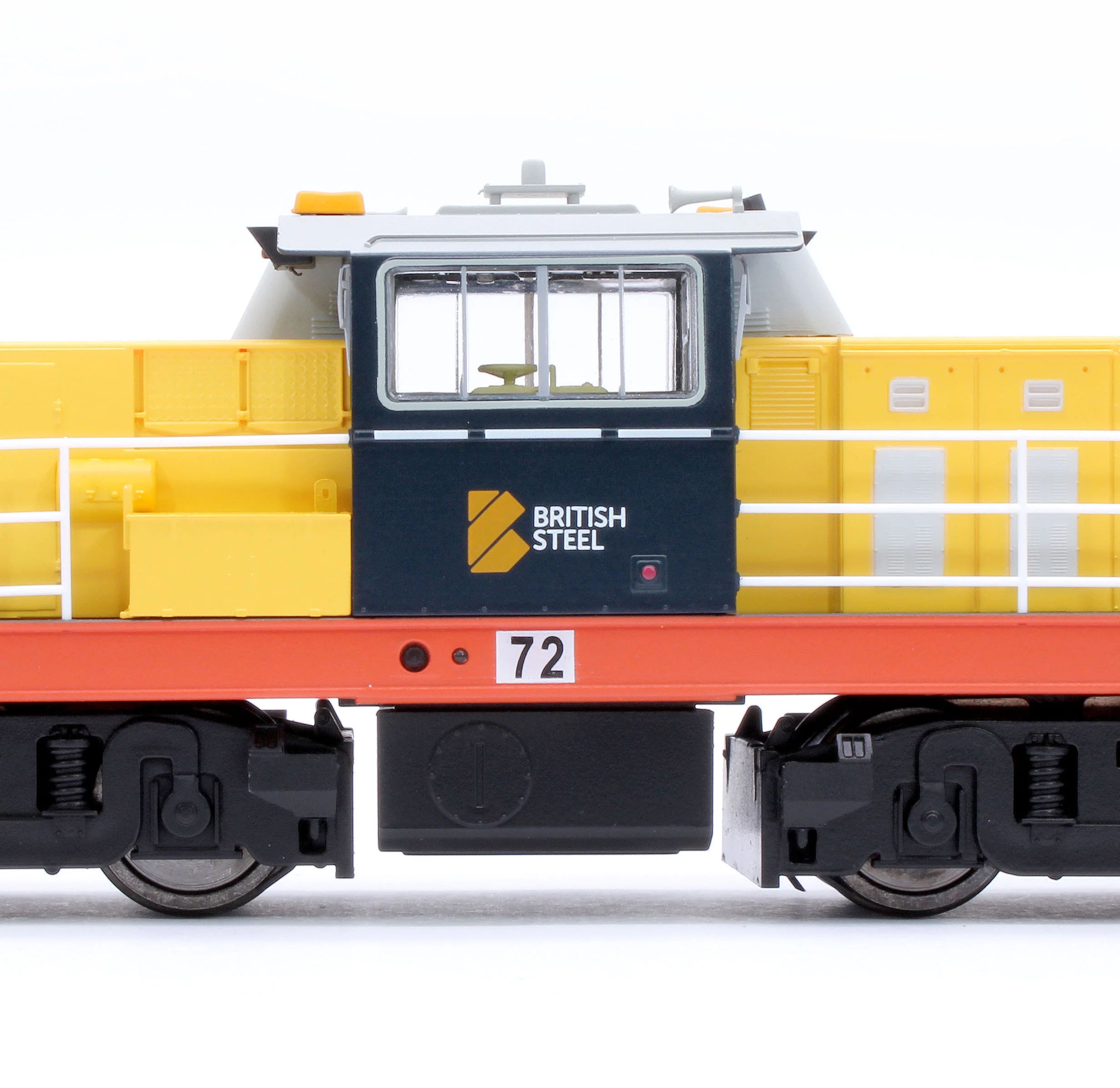 KRM-HUN-OO-F-72 Hunslet Bo-Bo in British Steel Yellow/Blue No.72 Diesel Locomotive - DCC Fitted - Image 6
