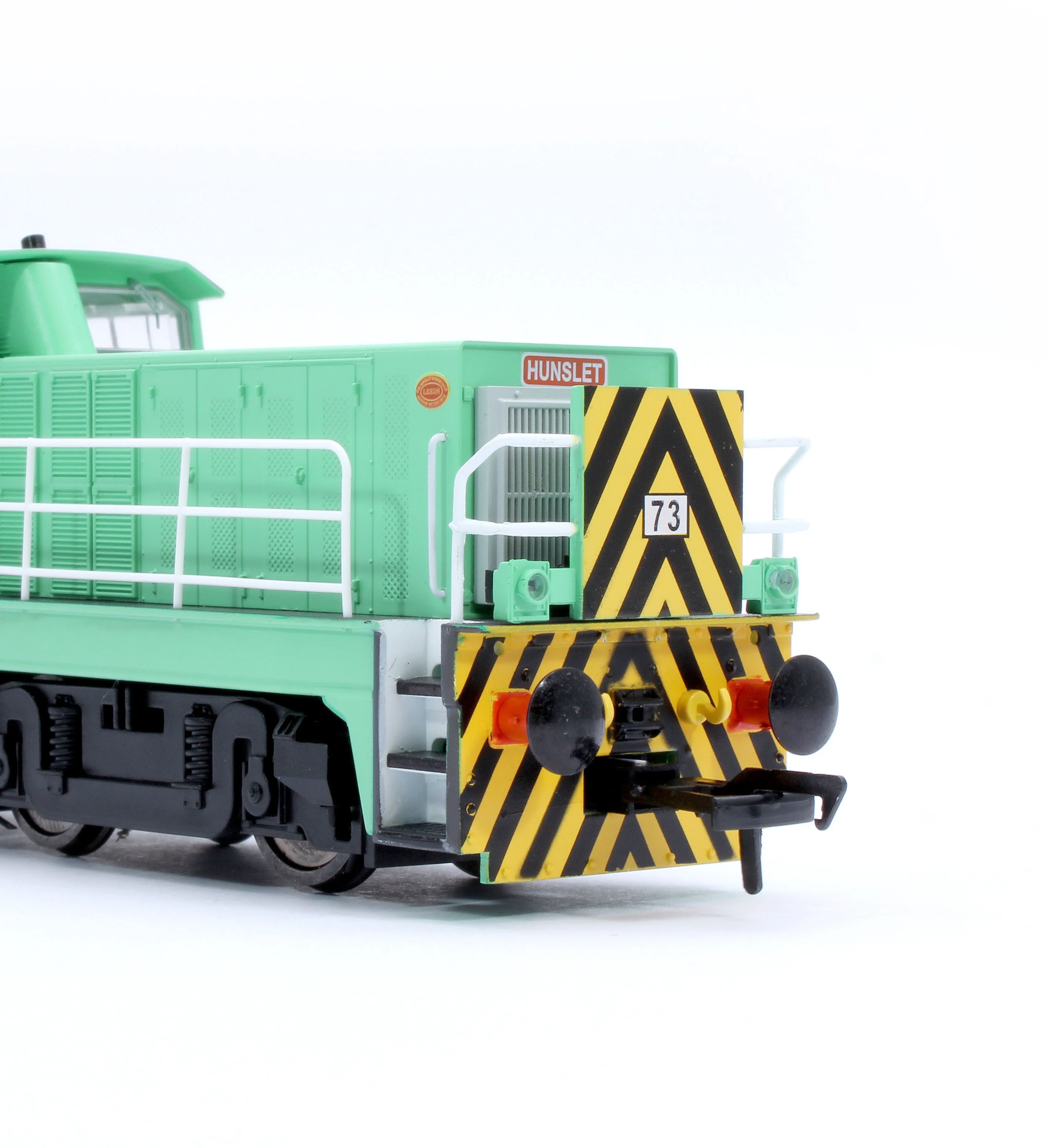 KRM-HUN-OO-S-73 Hunslet Bo-Bo in Delivery Green No.73 Diesel Locomotive - DCC Sound - Image 10