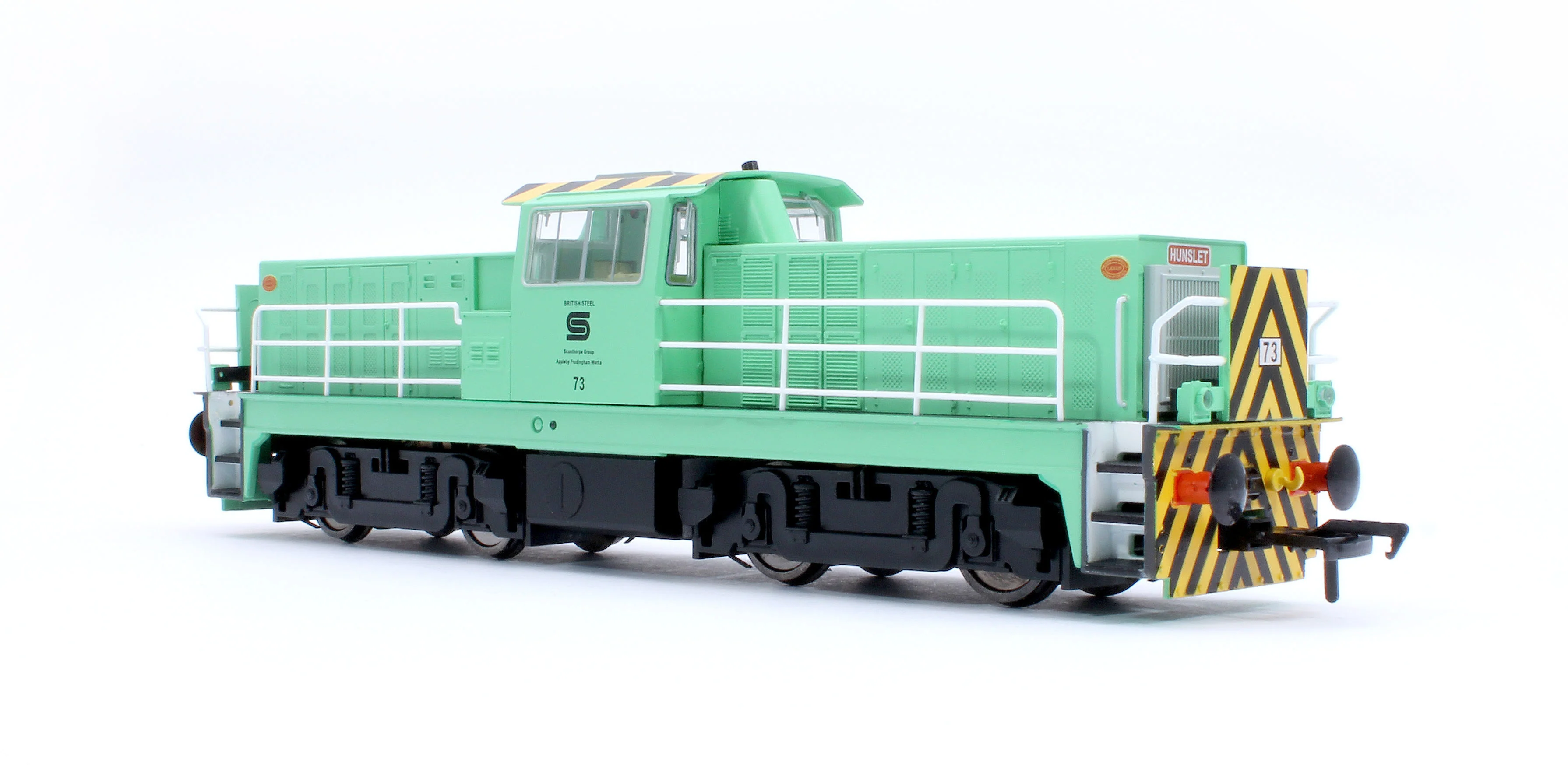 KRM-HUN-OO-S-73 Hunslet Bo-Bo in Delivery Green No.73 Diesel Locomotive - DCC Sound - Image 2