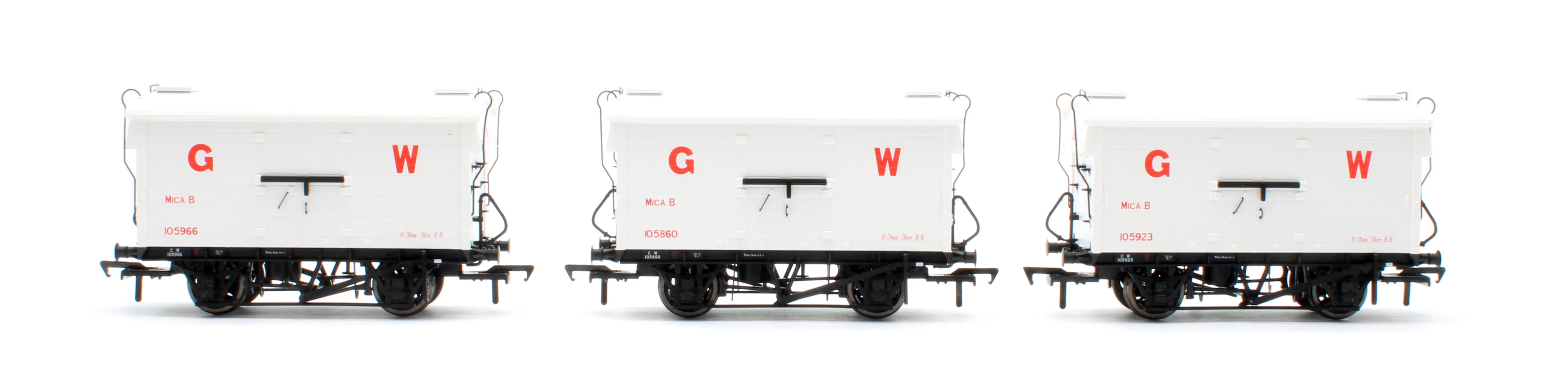 KRM-MICA-OO-B GWR ‘Mica B’ Refrigerated Meat Van - Didcot Preserved Wagons - Pack of 3 - Image 3