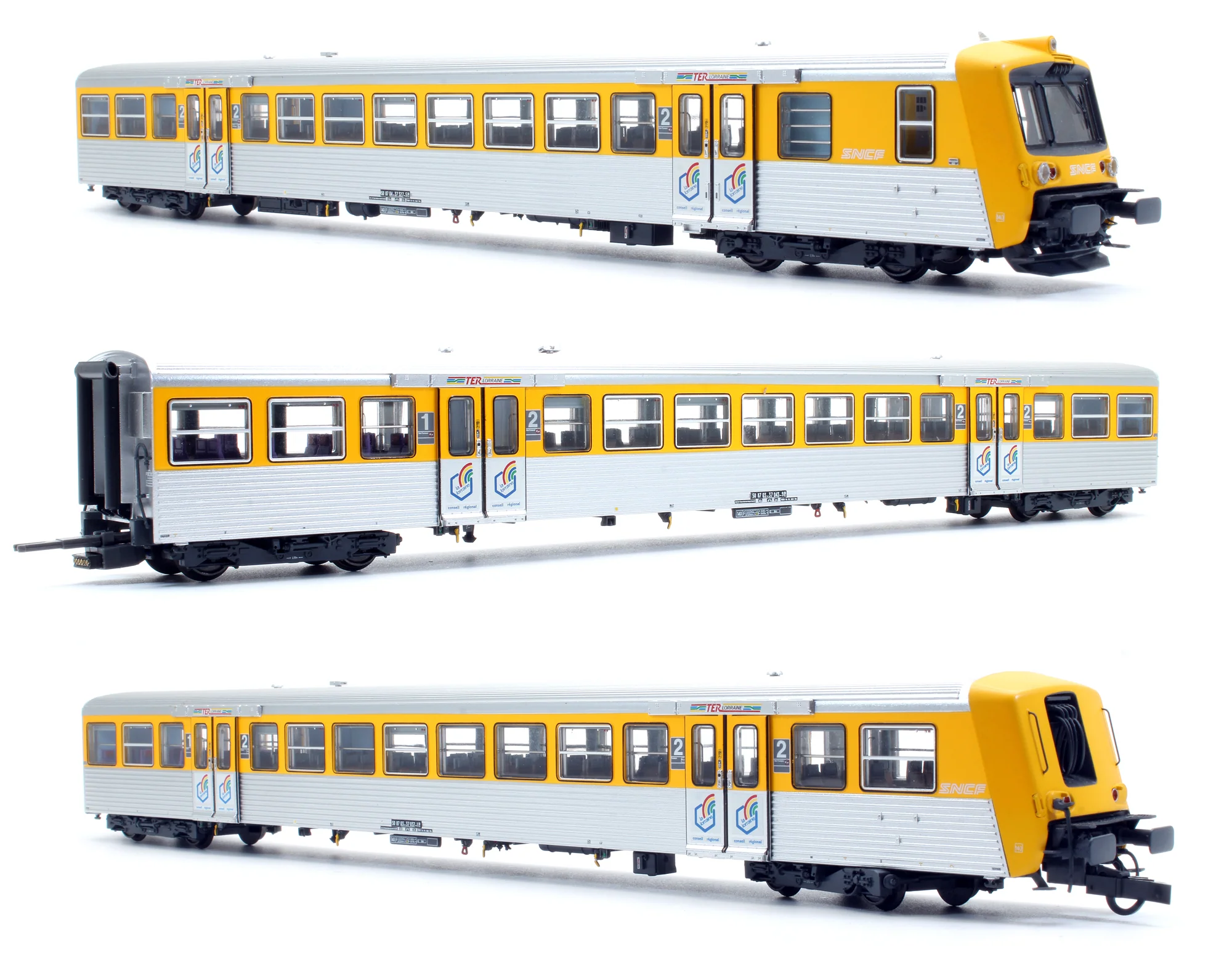 E41.19.03 Pre-Owned SNCF Regional Push-Pull Yellow/Stainless Steel Coaches (Set of 3) - DCC Fitted