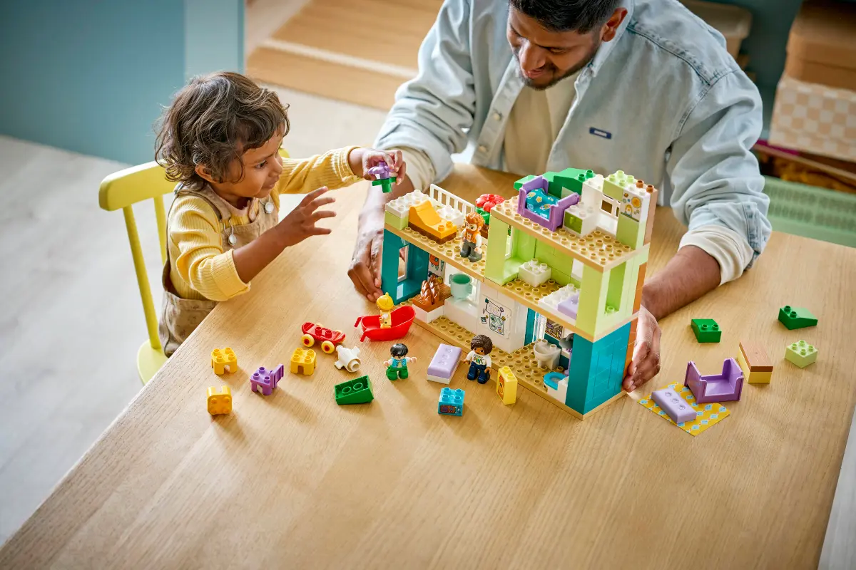 10470 Lego Duplo 3 in 1 Modern Family House with Figures - 10470 - Image 11