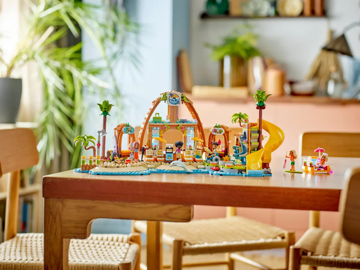 42673 Lego Friends Family Vacation Beach Resort - 42673 - Image 9