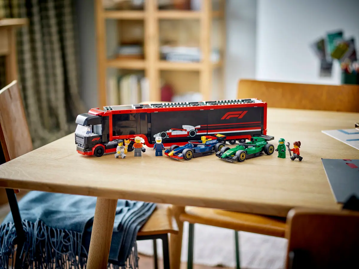 60445 Lego City F1® Truck with RB20 & AMR24 F1® Cars - 60445 - Image 11