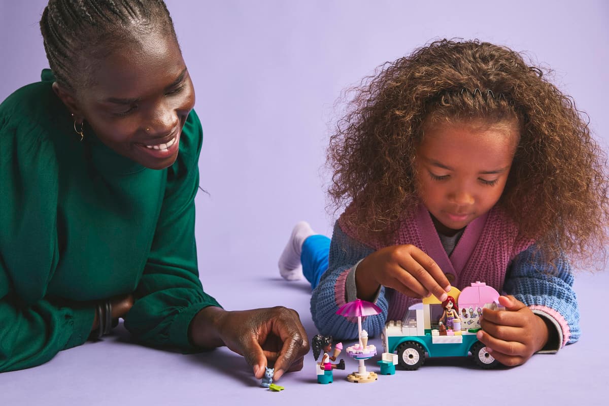 42644 Lego Friends Heartlake City Ice Cream Van - 42644 - Image 6