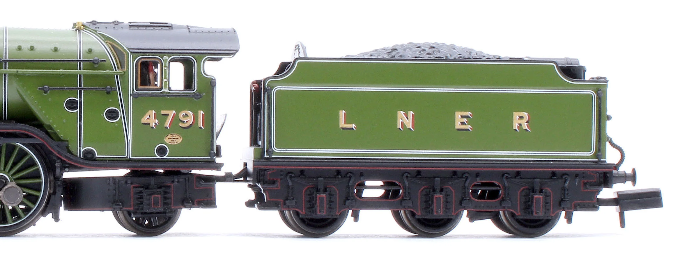 372-610SF LNER V2 4791 LNER Lined Green (Original) Steam Locomotive - DCC Sound - Image 8
