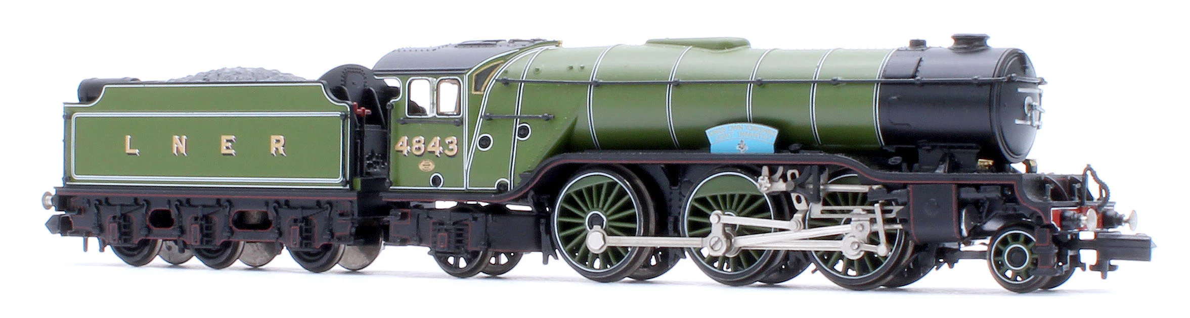 372-611SF LNER V2 4843 'Kings Own Yorkshire Light Infantry' LNER Lined Green Steam Locomotive - DCC Sound - Image 6